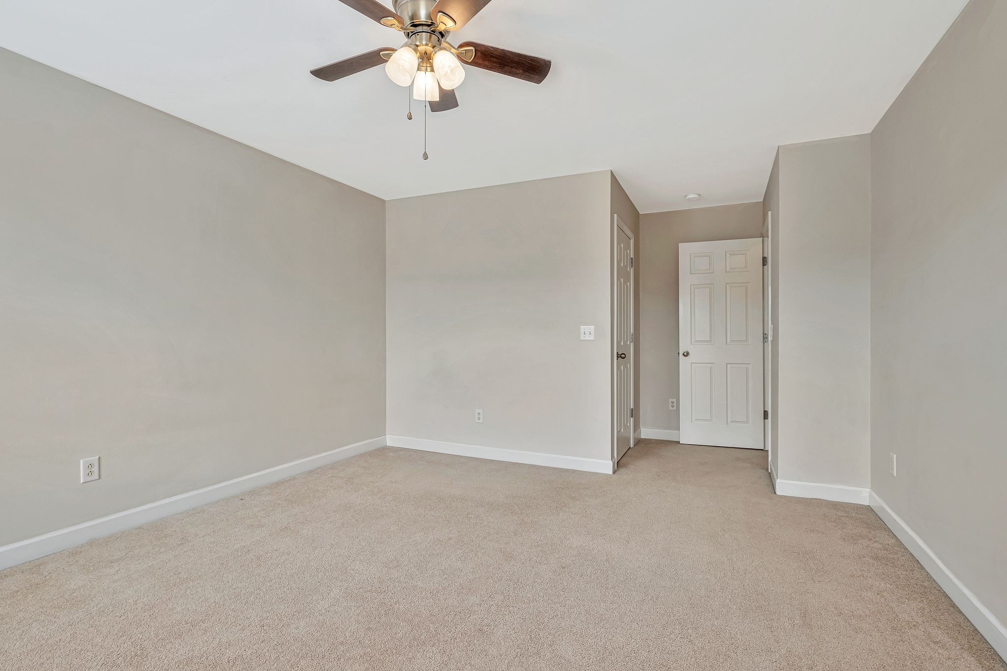 Franklin, Tennessee 37067, United States, 5 Bedrooms Bedrooms, ,3 BathroomsBathrooms,Residential,Active,173492