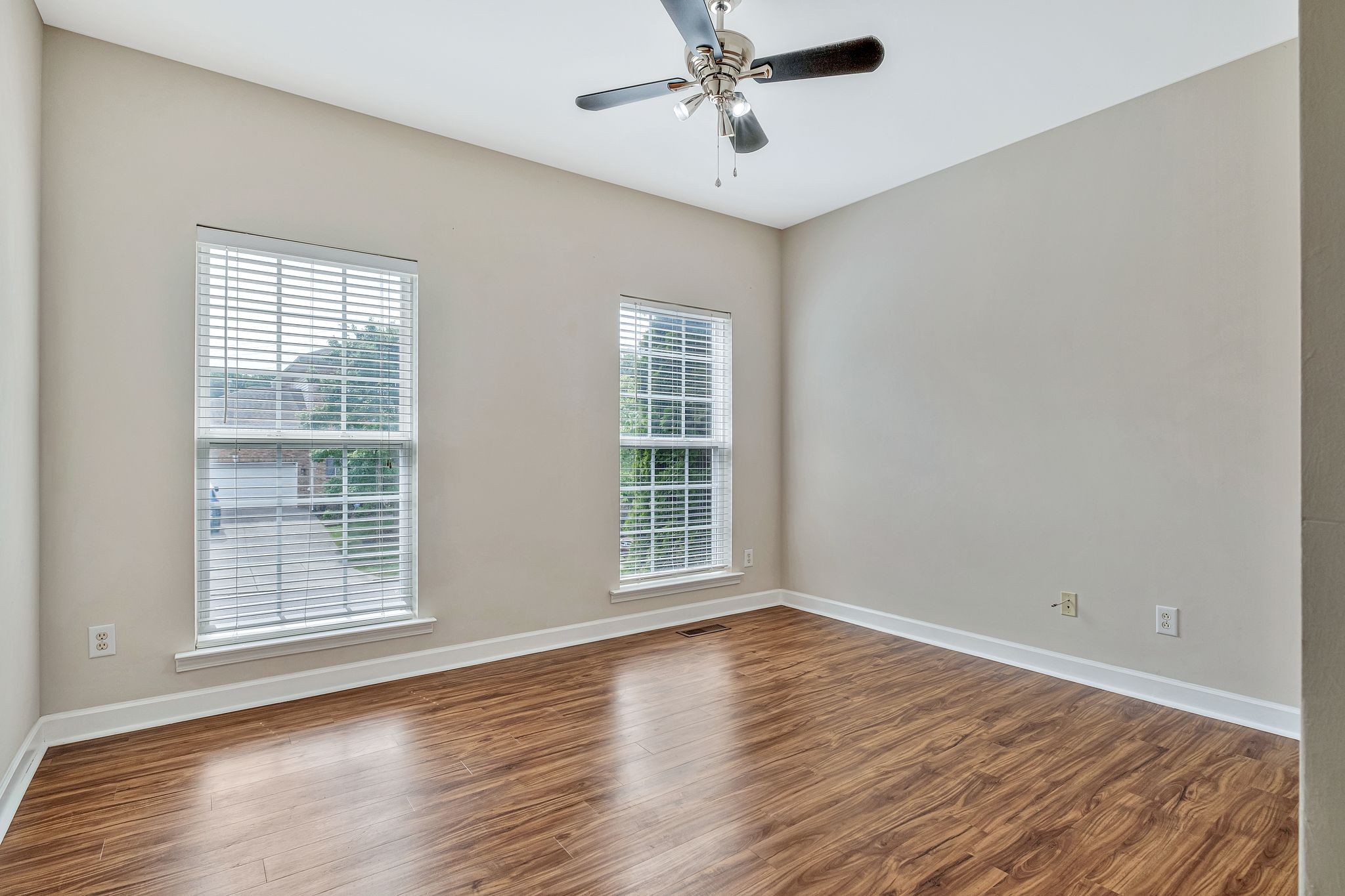 Franklin, Tennessee 37067, United States, 5 Bedrooms Bedrooms, ,3 BathroomsBathrooms,Residential,Active,173492