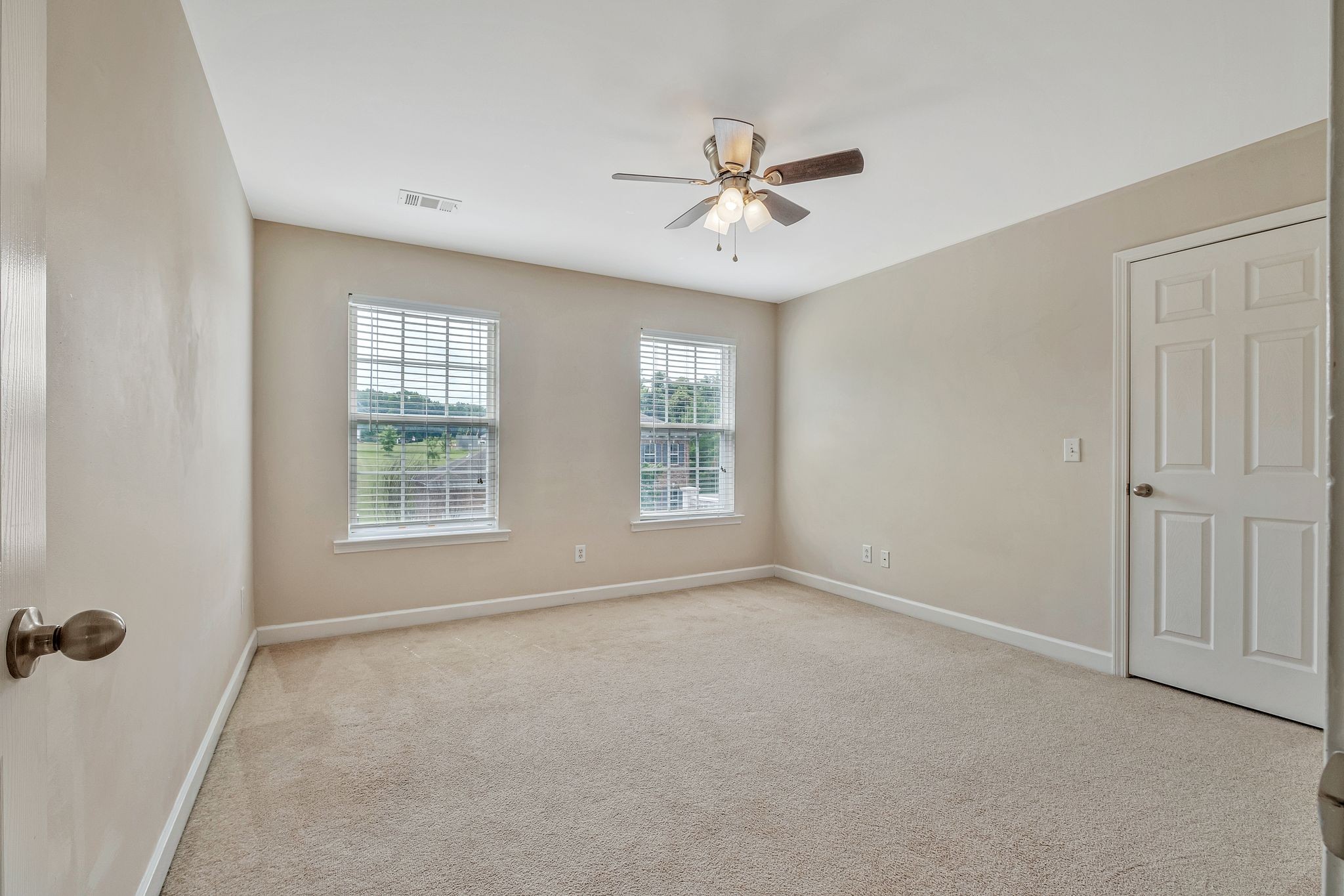 Franklin, Tennessee 37067, United States, 5 Bedrooms Bedrooms, ,3 BathroomsBathrooms,Residential,Active,173492