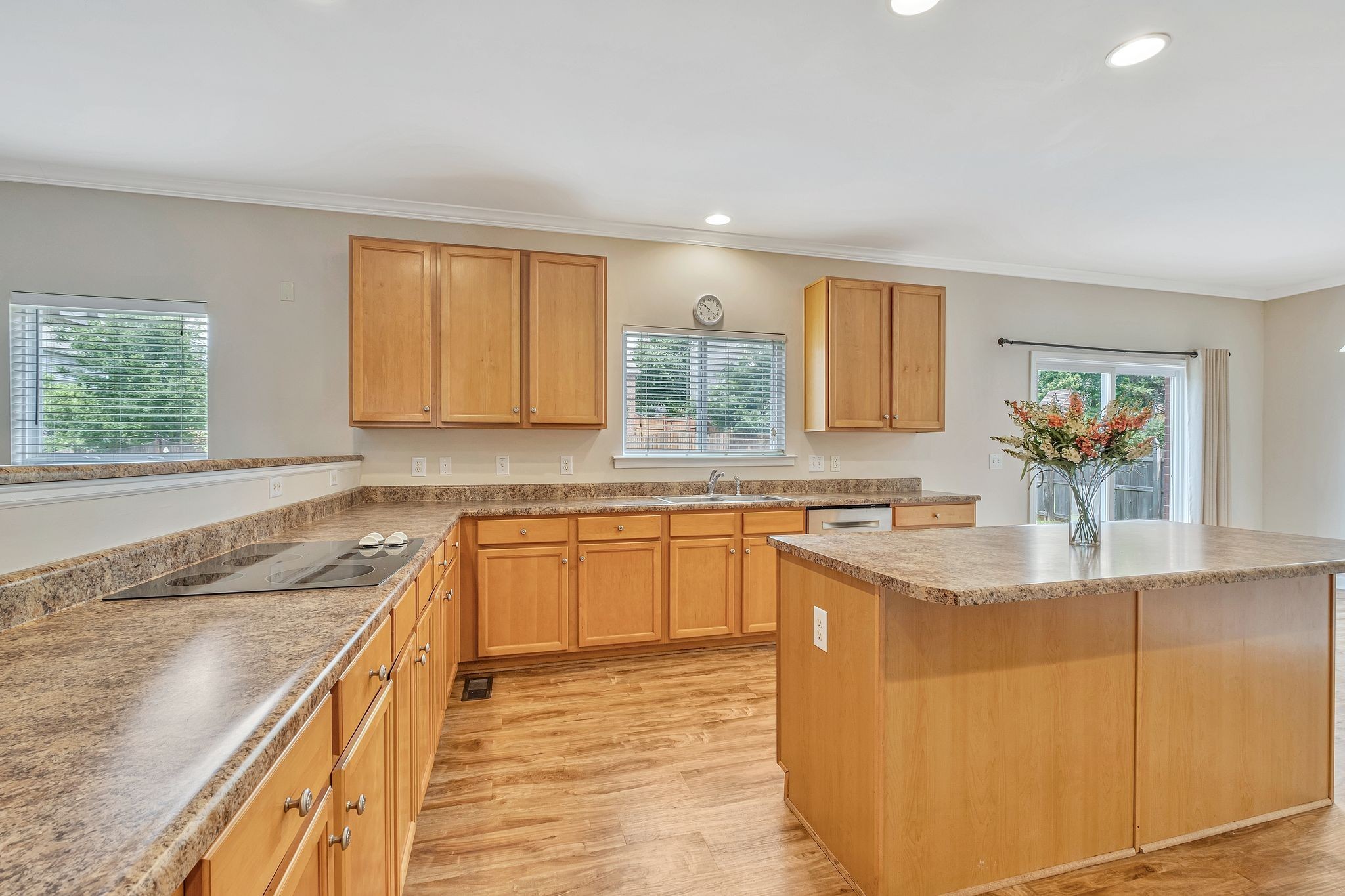 Franklin, Tennessee 37067, United States, 5 Bedrooms Bedrooms, ,3 BathroomsBathrooms,Residential,Active,173492