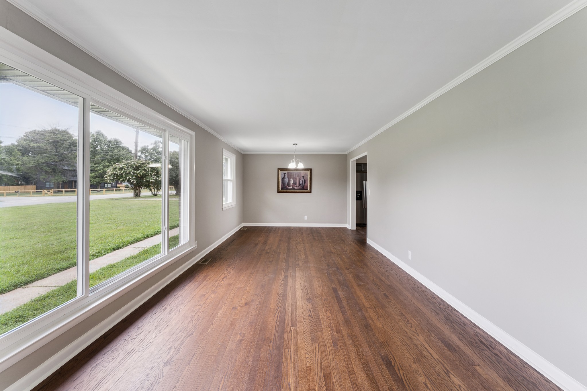 801 Lemont Dr