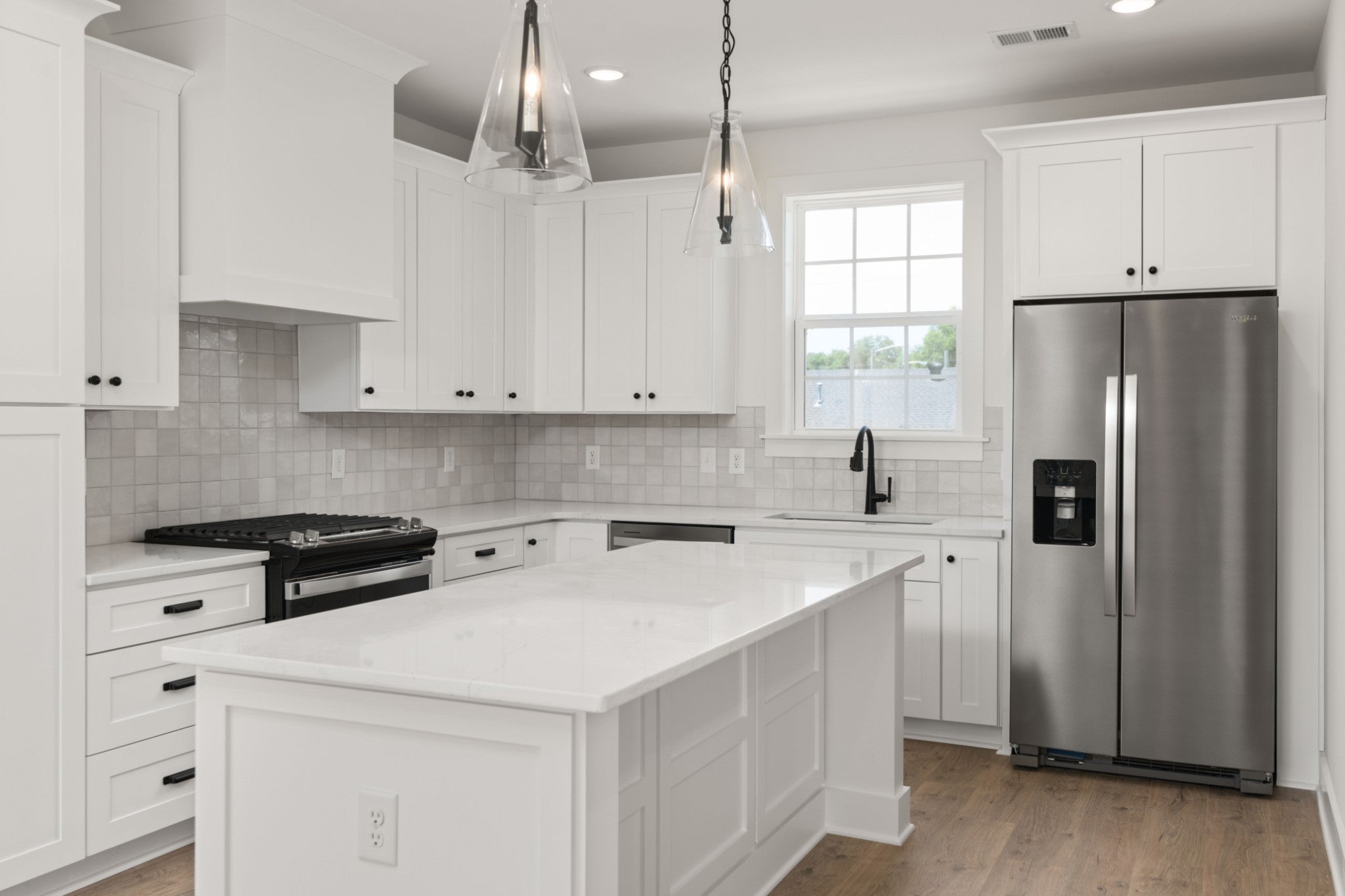 504 Edwin St 34