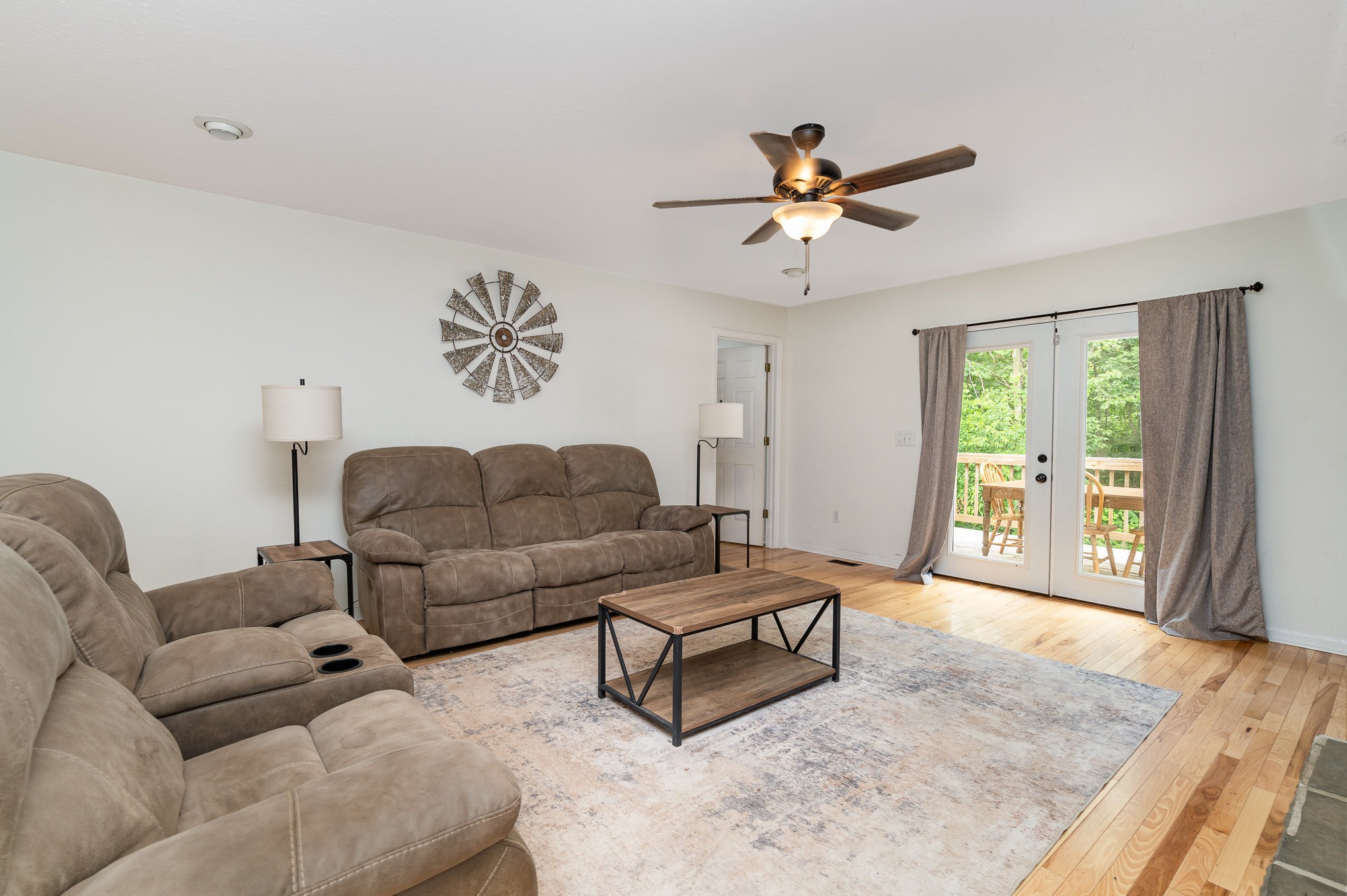 1462 Peter Pond Rd