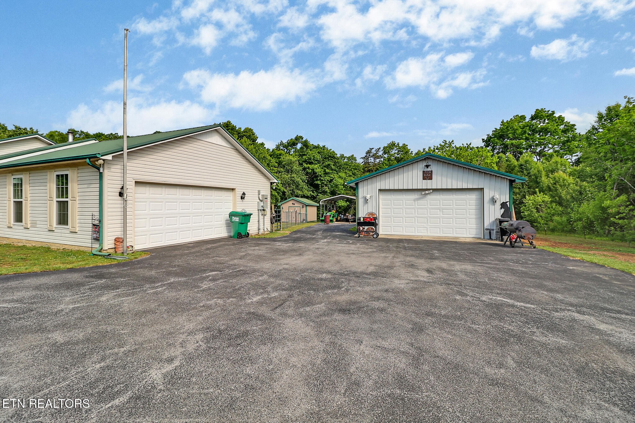 502 Rector Rd