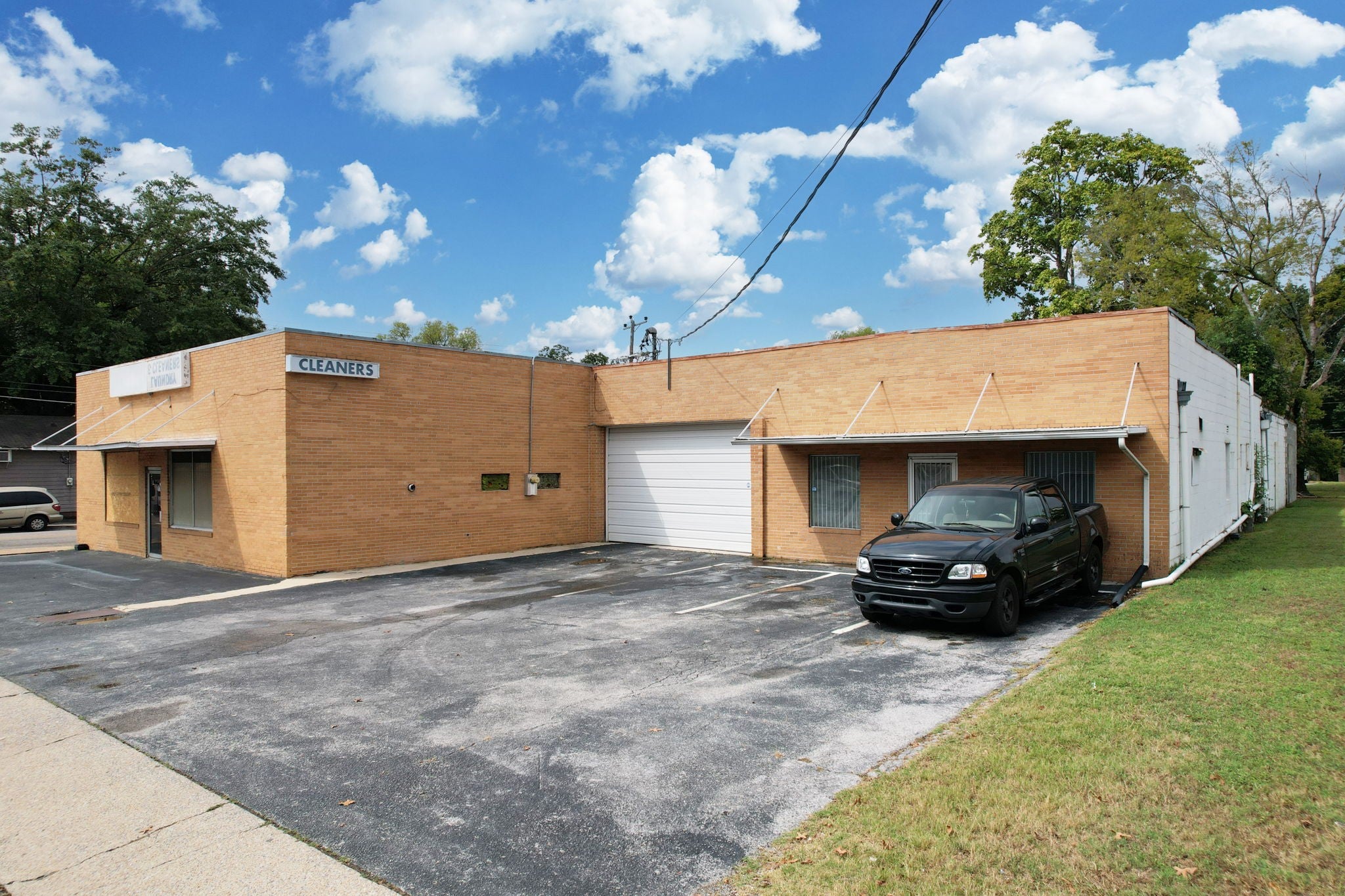 3311 4th Ave