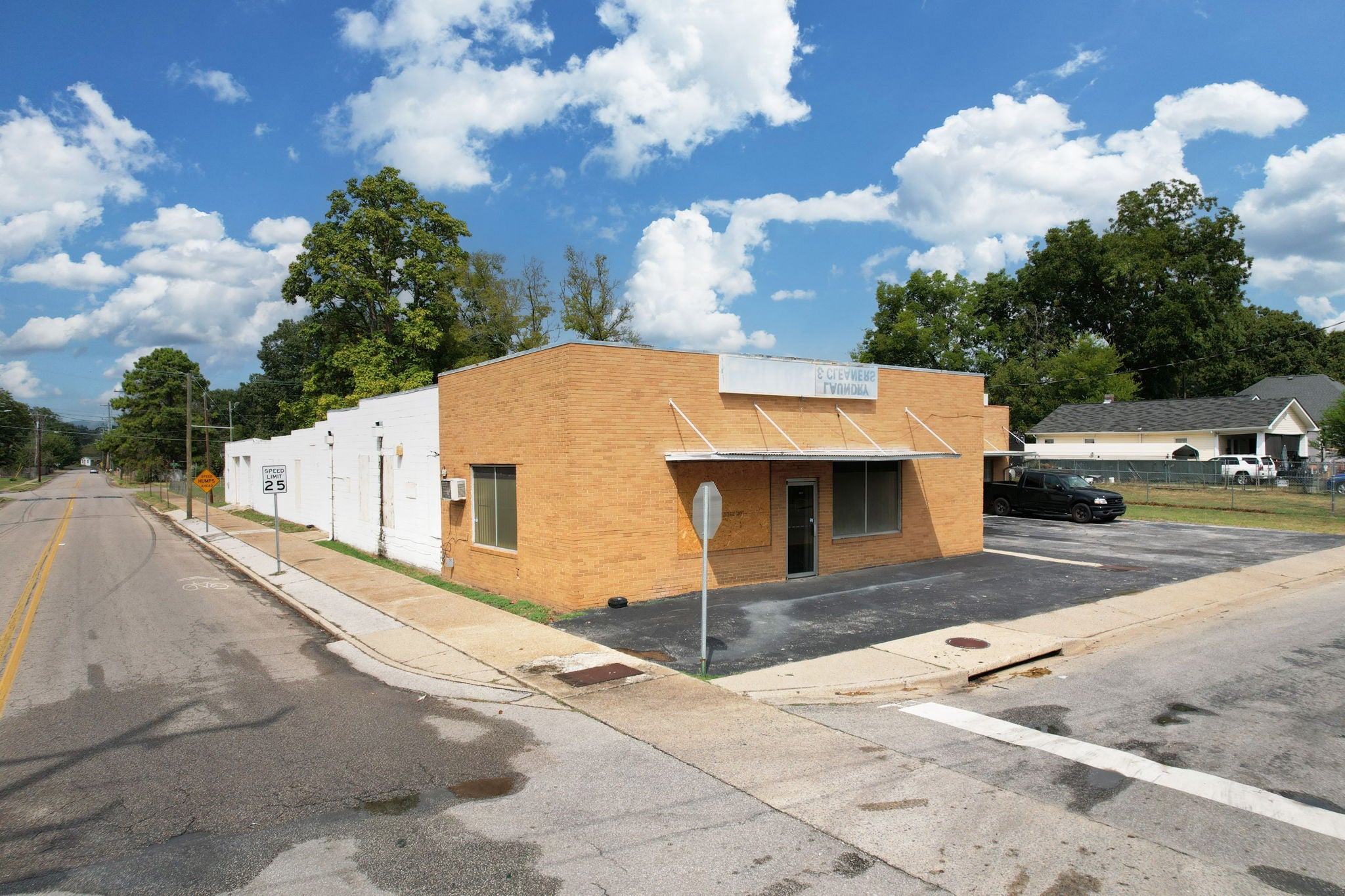3311 4th Ave