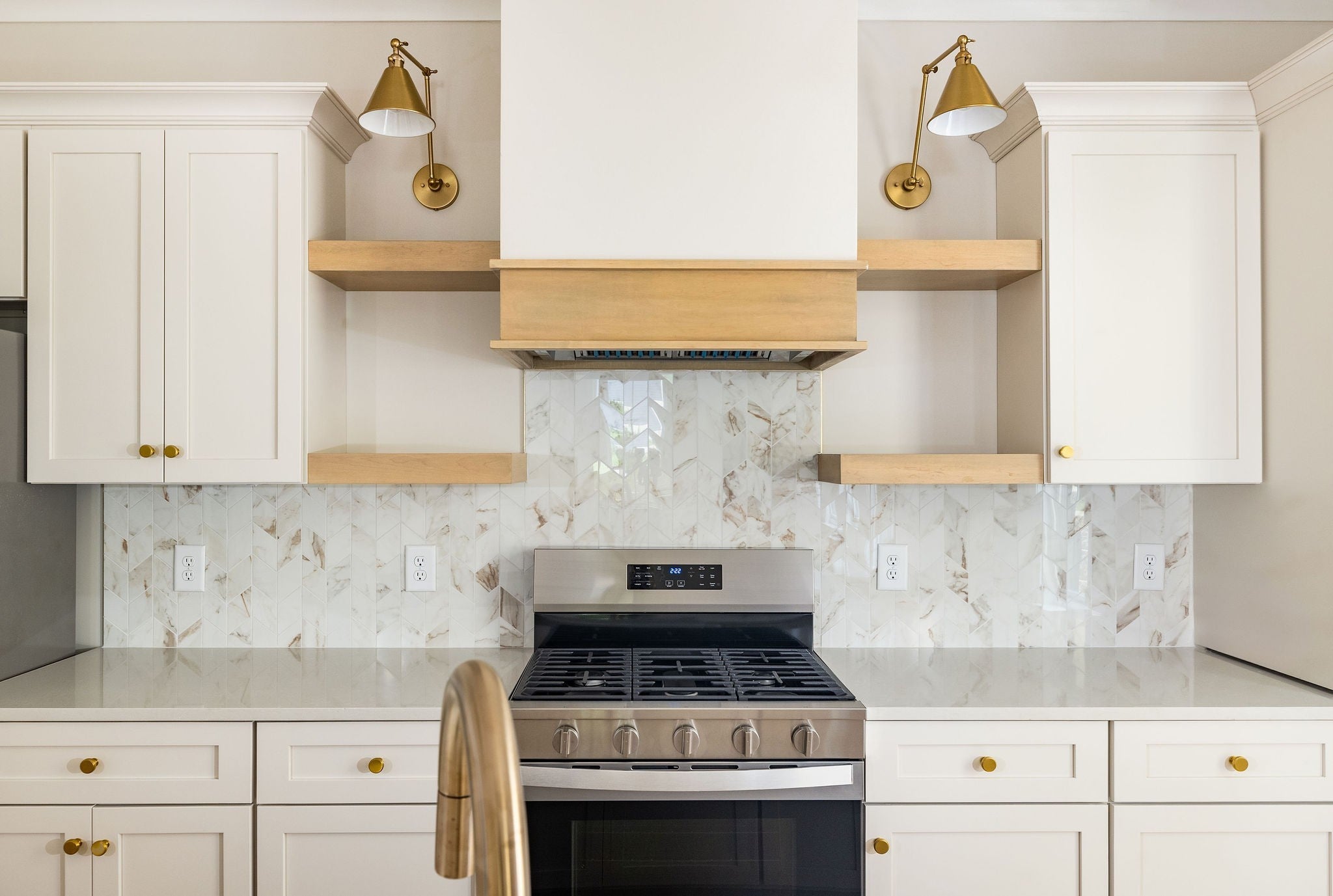 2-bed condo at 905 N 12th St B, Nashville, sold October 23, 2025