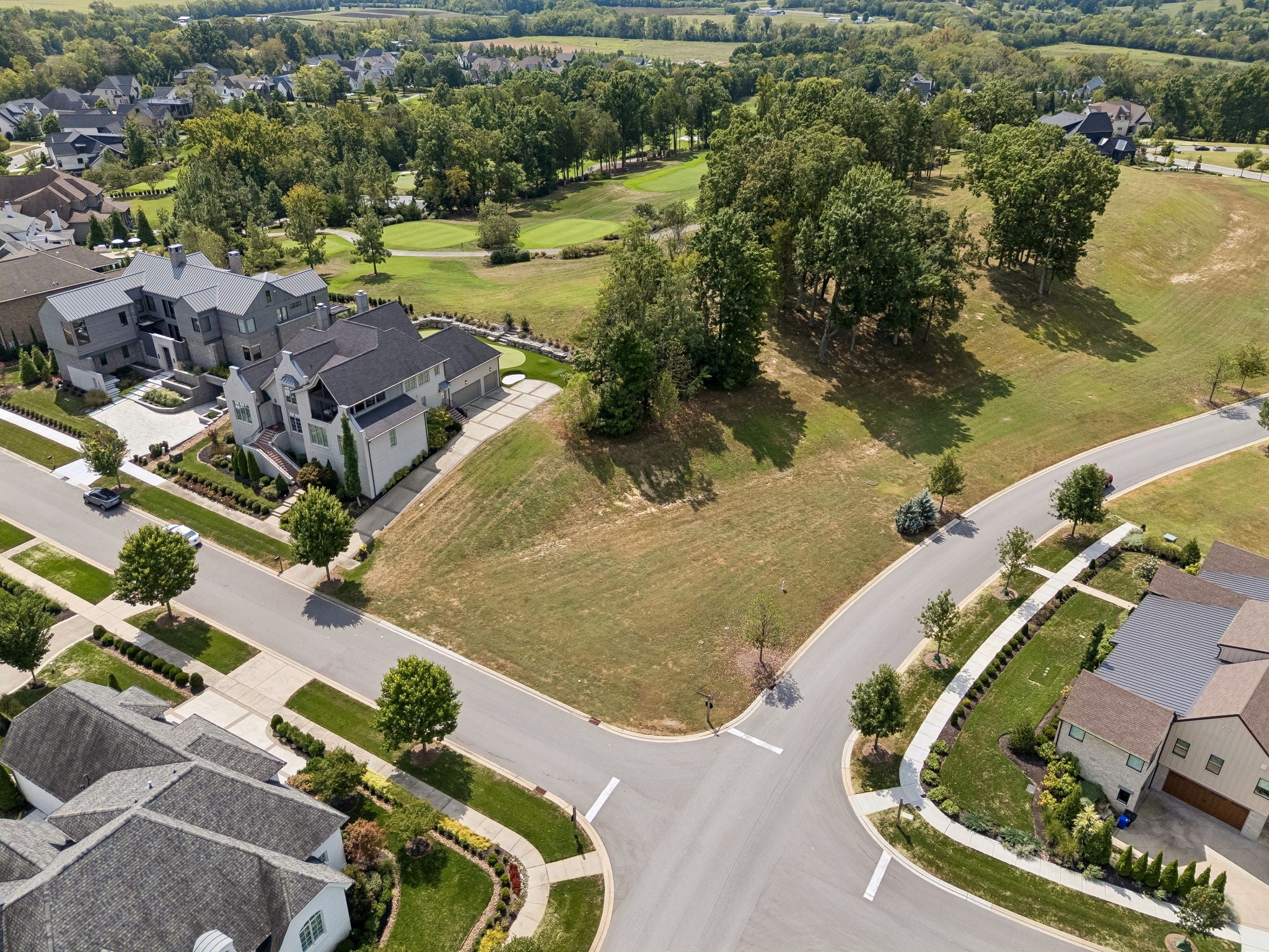 7100 Lanceleaf Dr