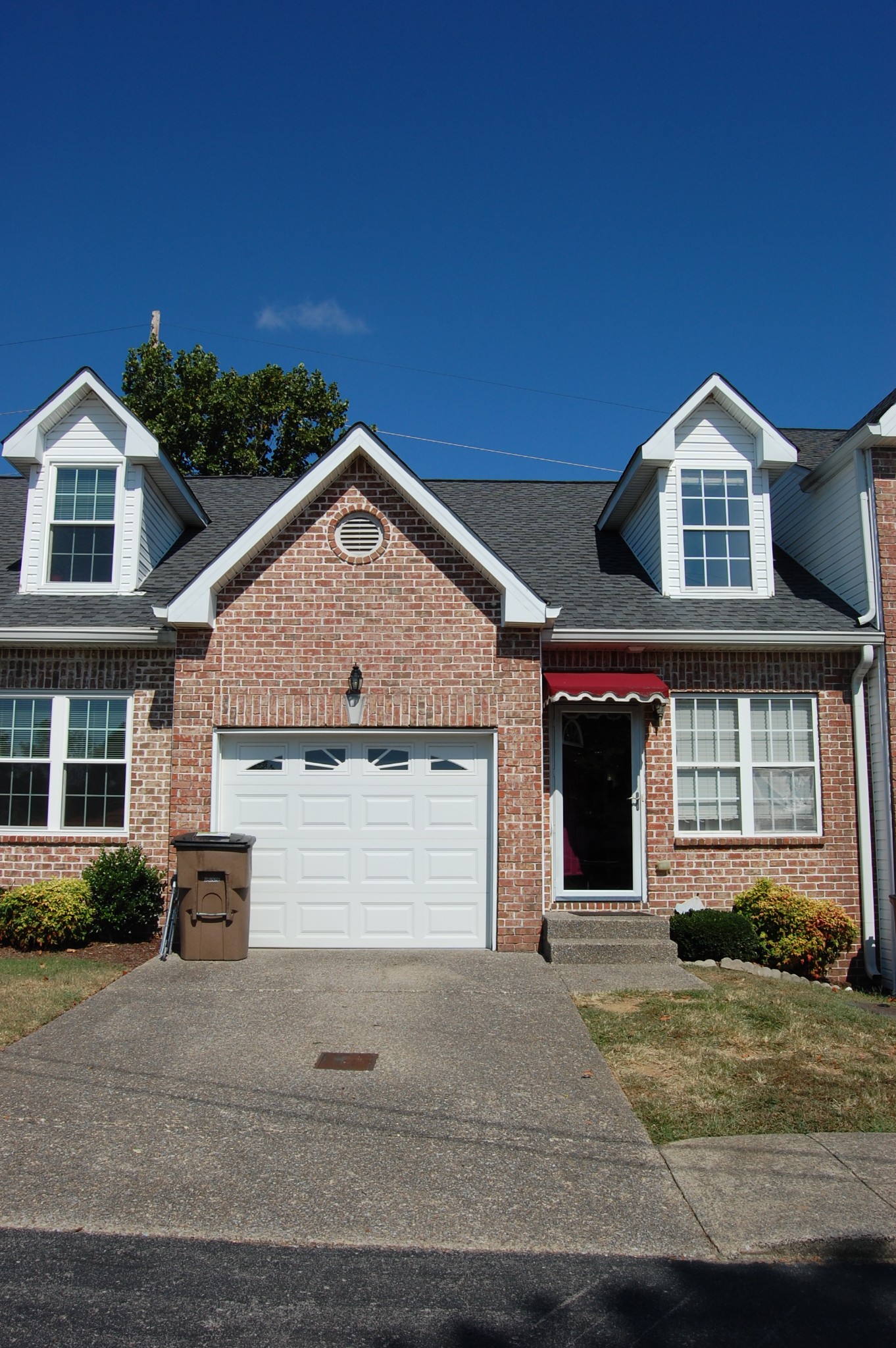 3001 Hamilton Church Rd 211