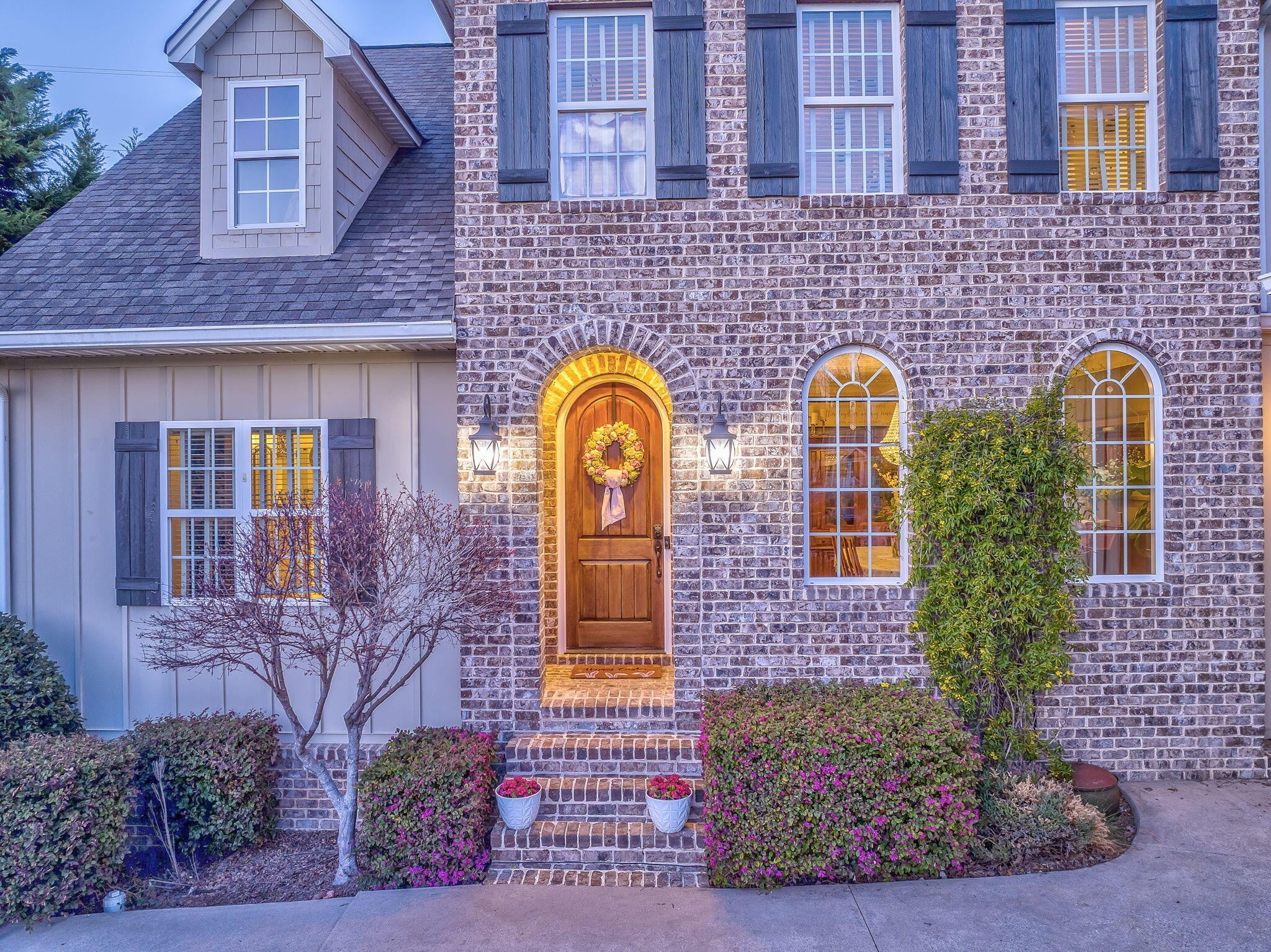 1801 St Ives Place