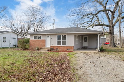 366 Kentucky Ave S Parsons TN 38363