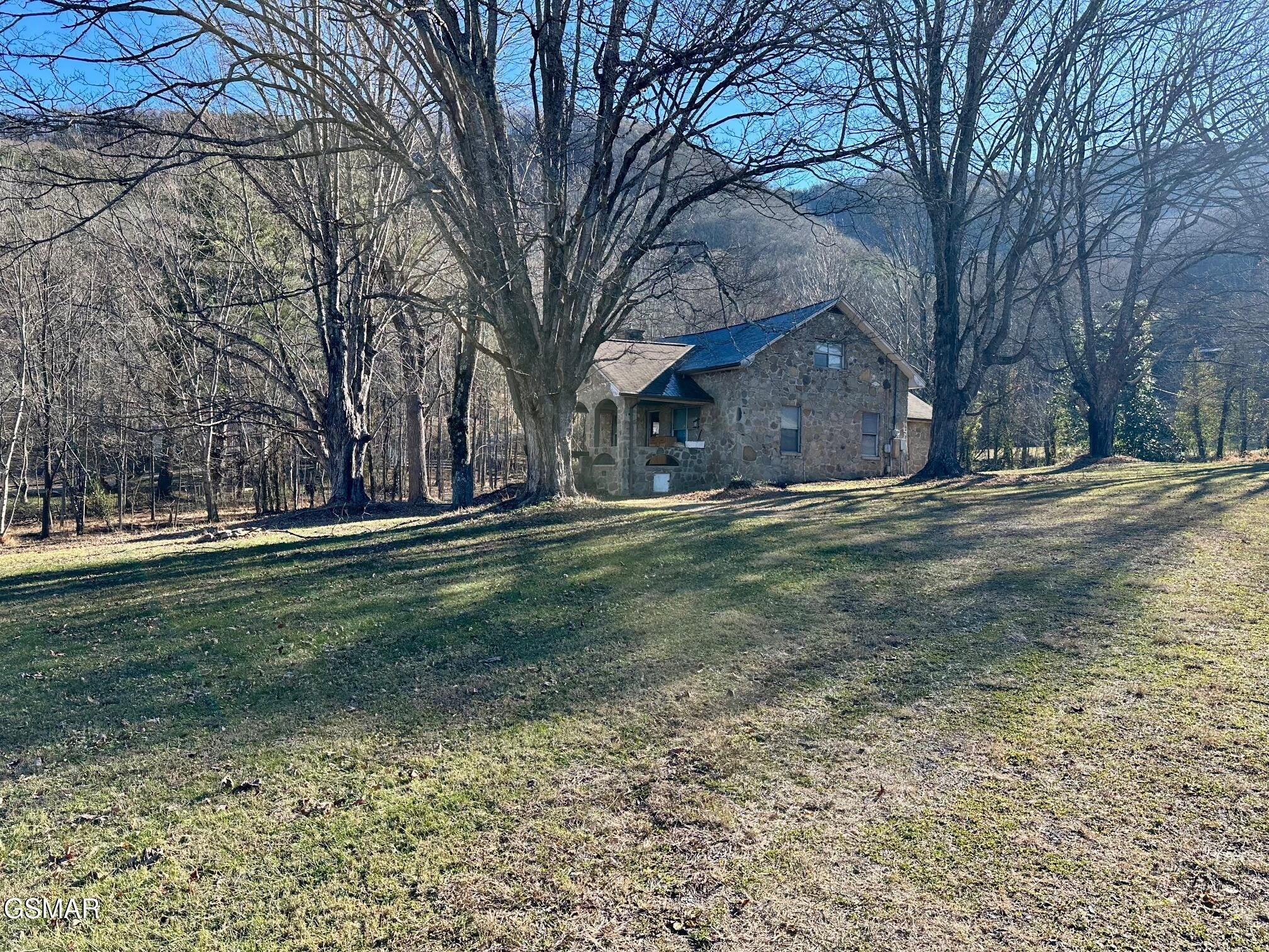 3528 Sugar Camp Circle
