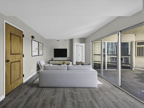 Photo of 900 19th Ave S #901, Nashville, TN 37212 (MLS # 3145842)