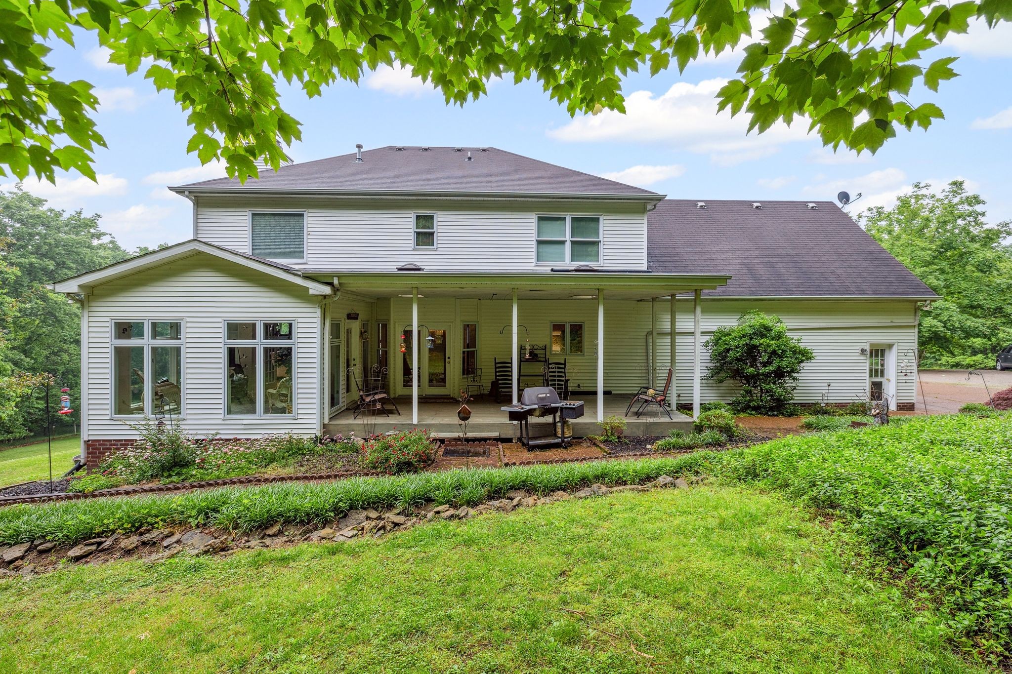 6873 Giles Hill Rd
