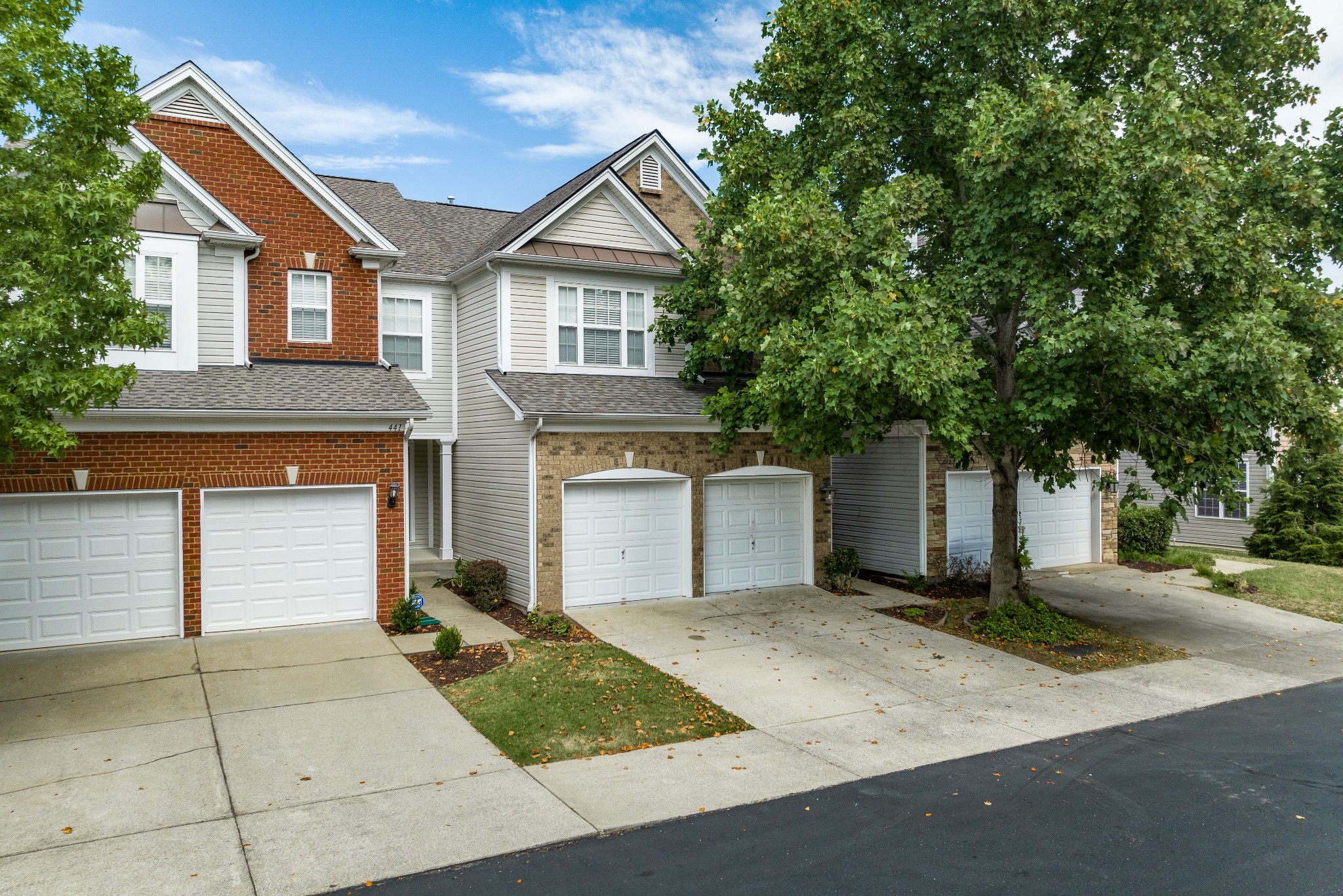 View Nashville, TN 37211 townhome