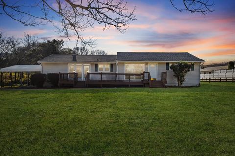 3327 Hampshire Pike Mount Pleasant TN 38474