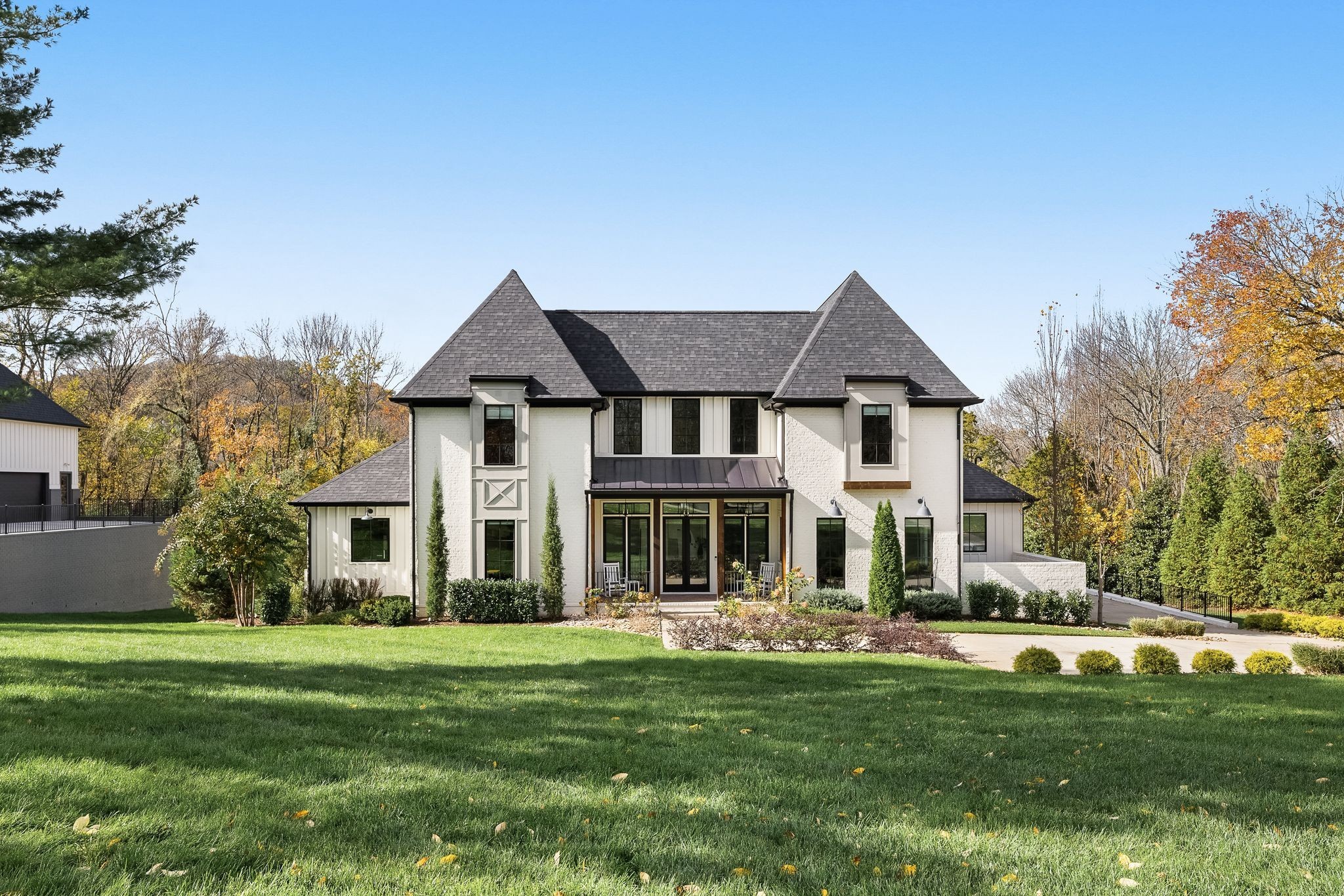 4613 Villa Green Dr