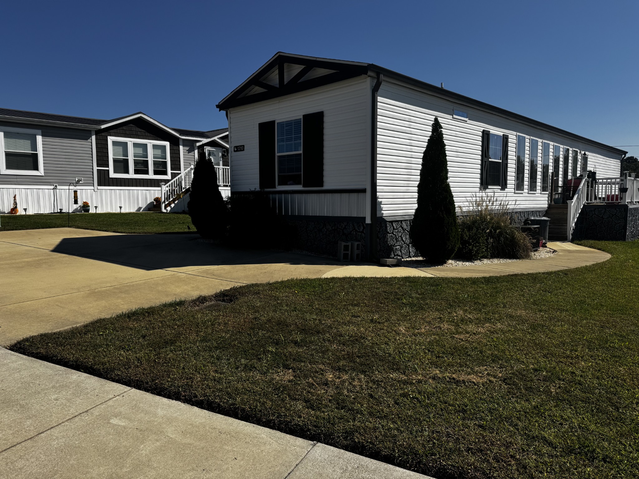 1210 Duck River Rd