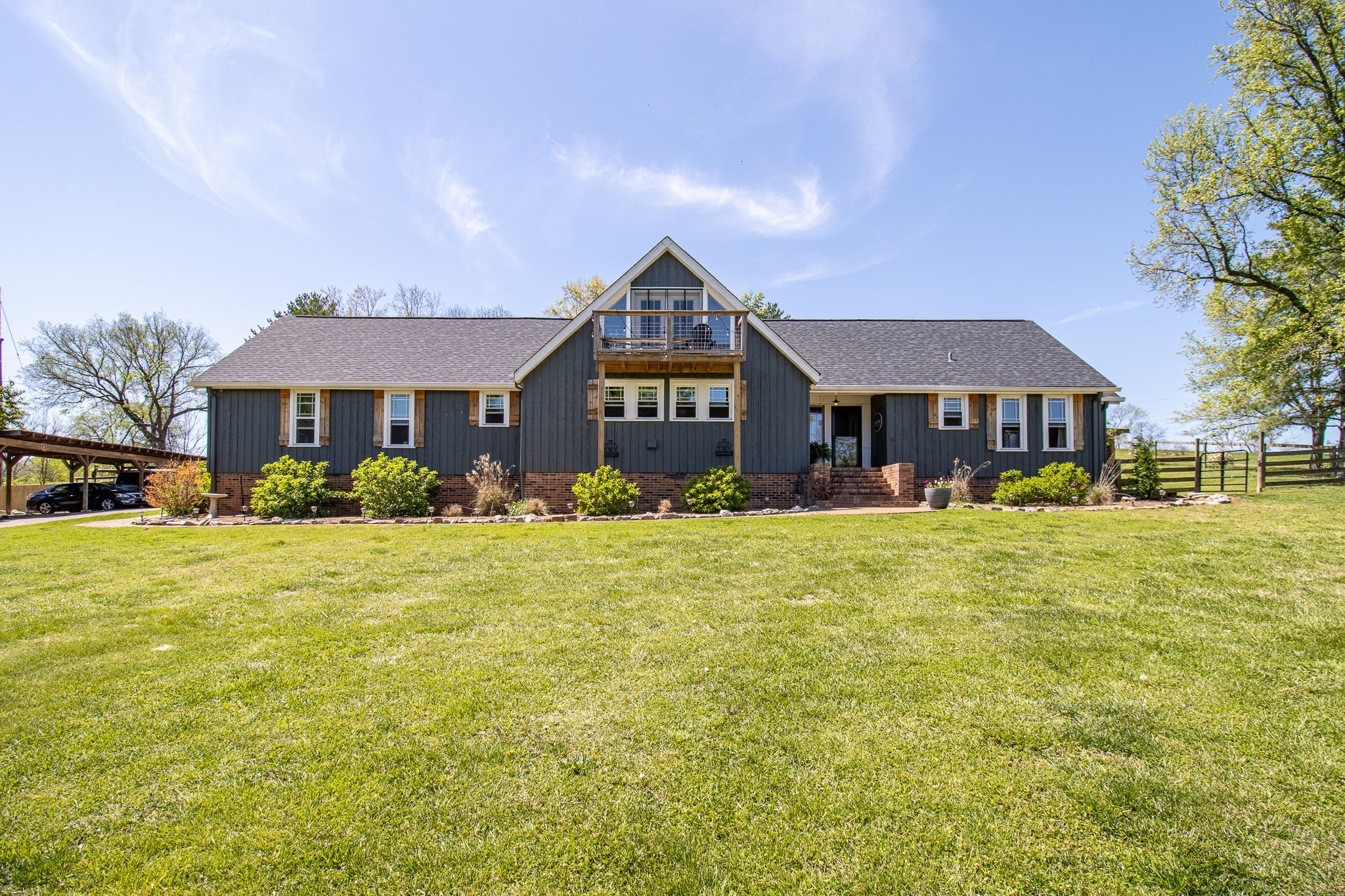 1633 Saundersville Rd