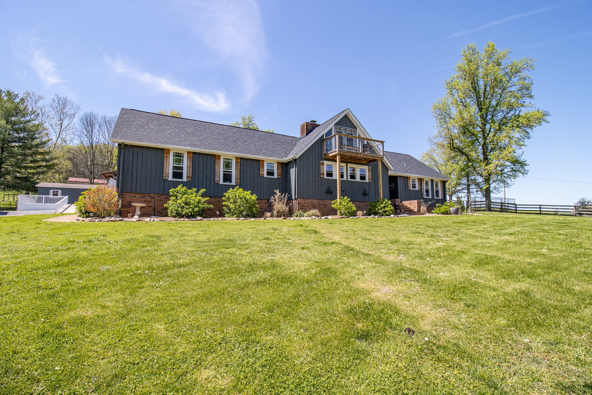 1633 Saundersville Rd