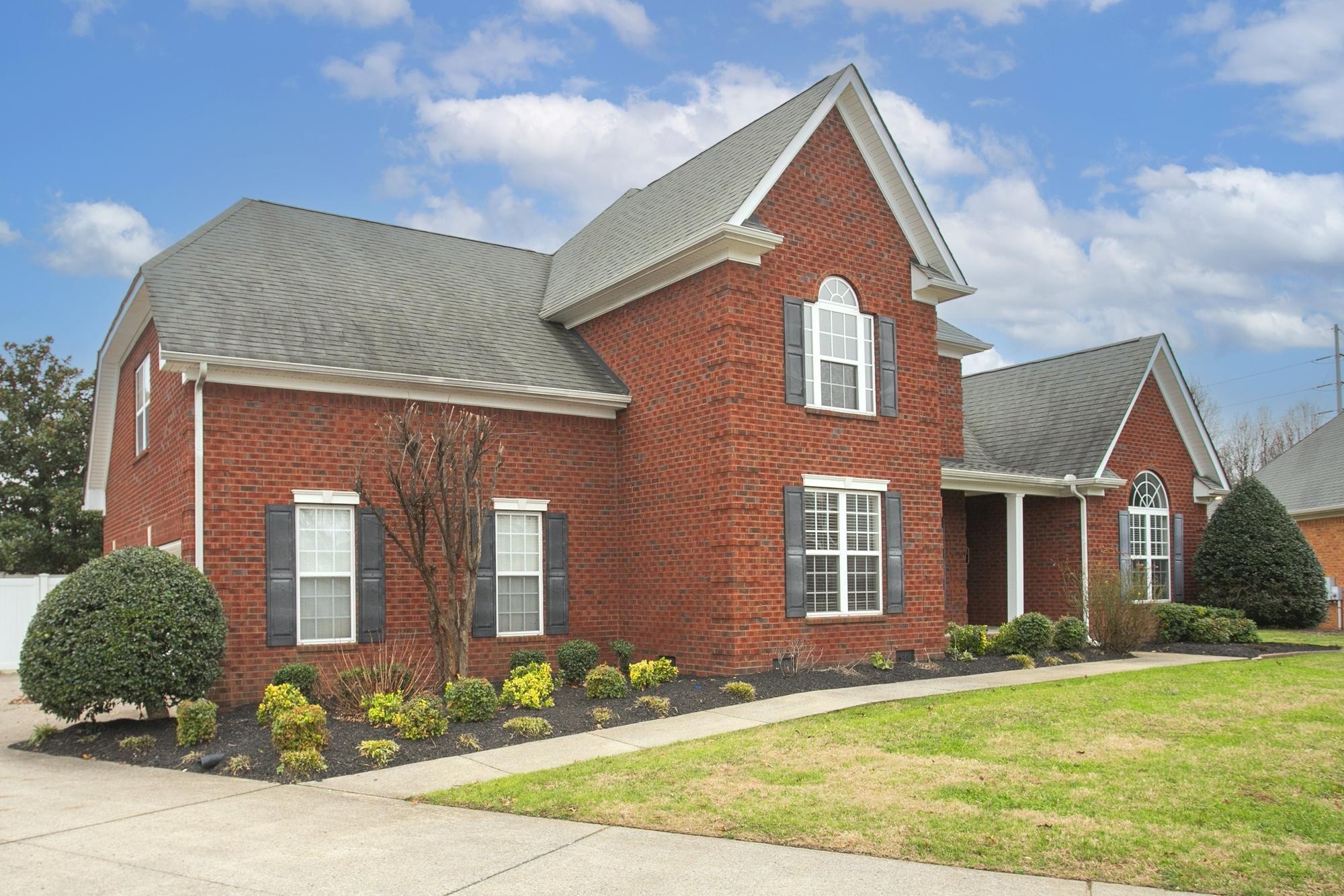 2628 Jim Houston Ct