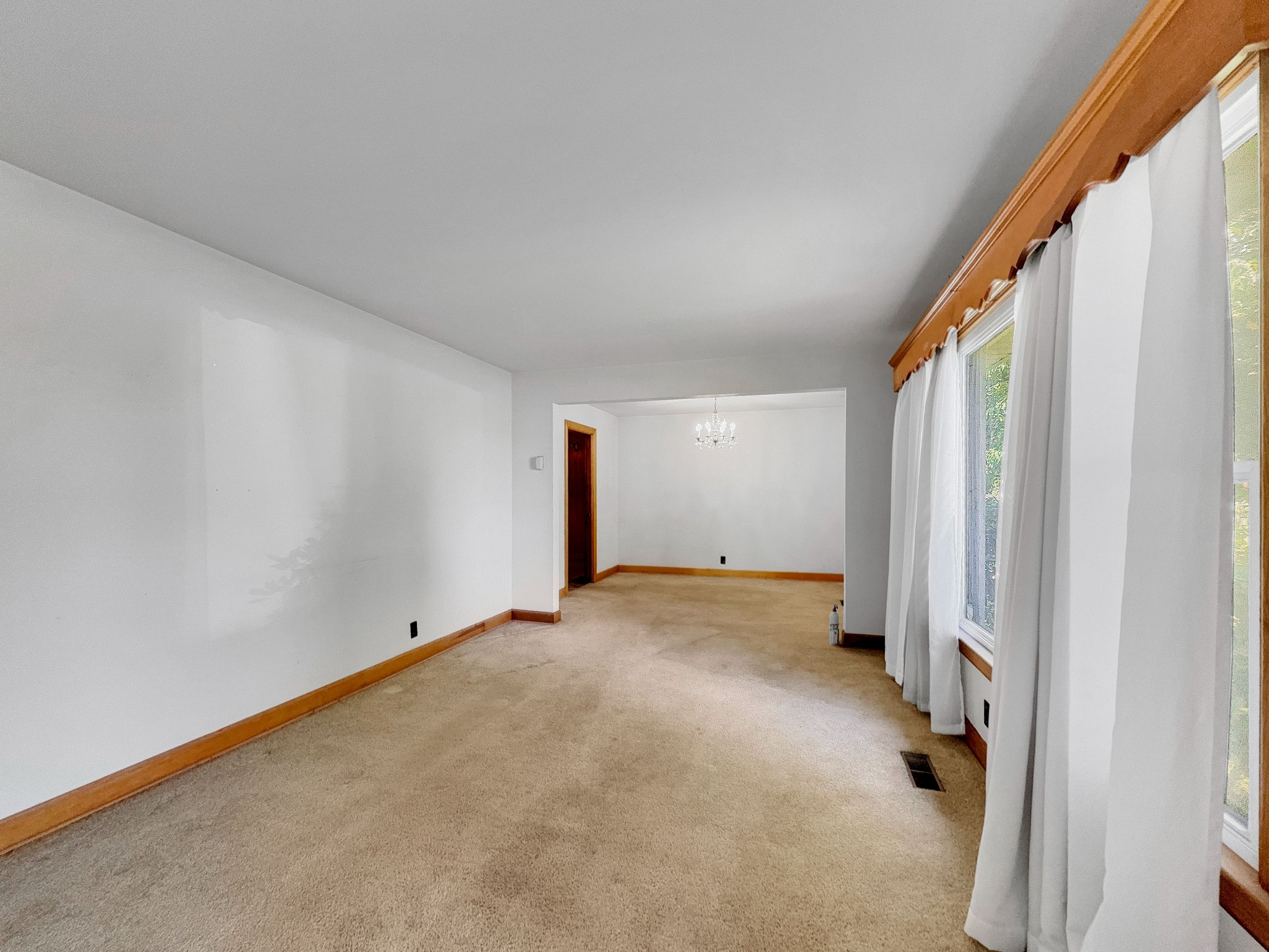326 Jacksonian Dr