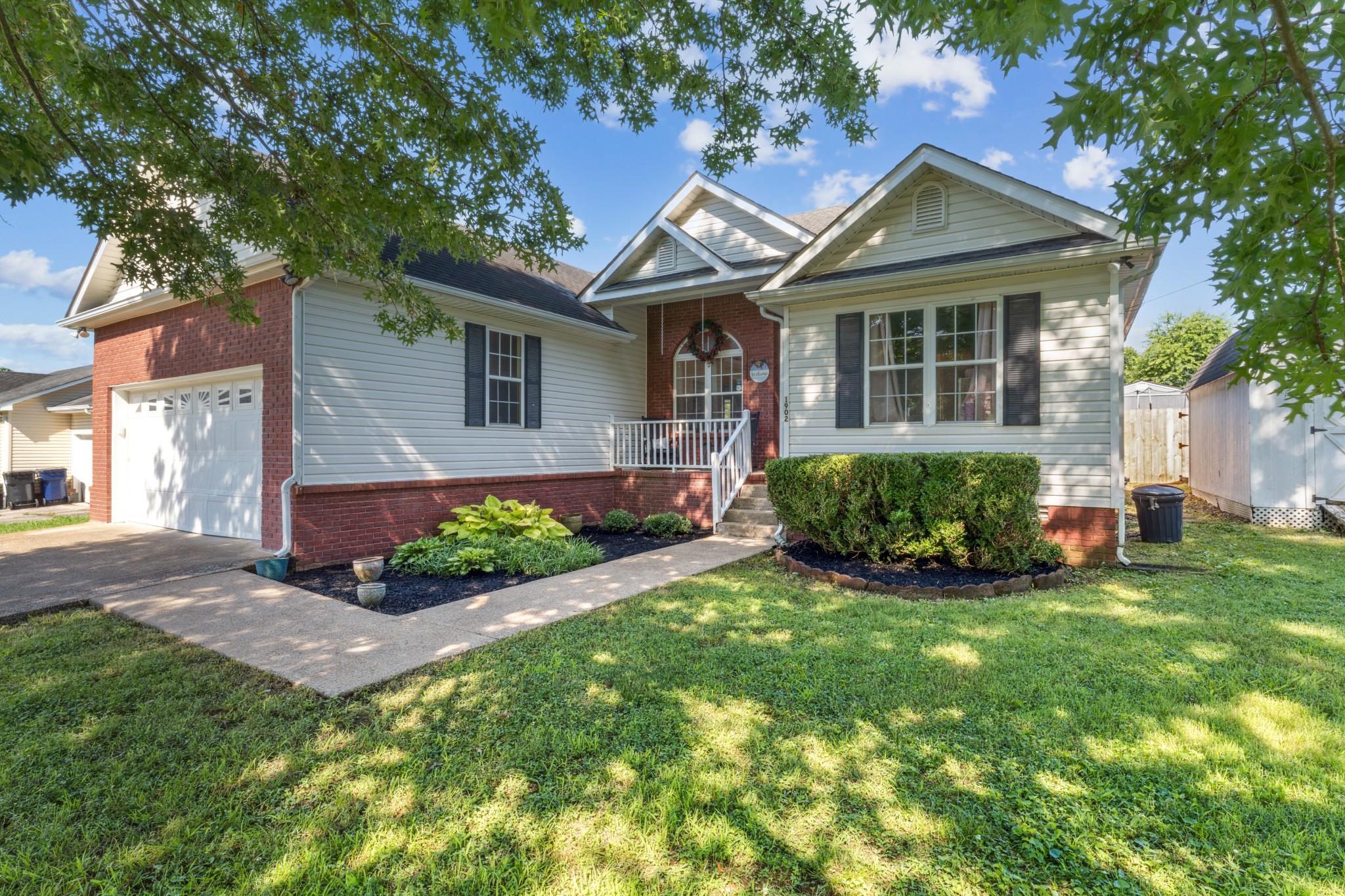 1902 Vicksburg Cir