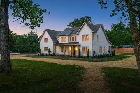 6571 Brownlee Dr Nashville TN 37205