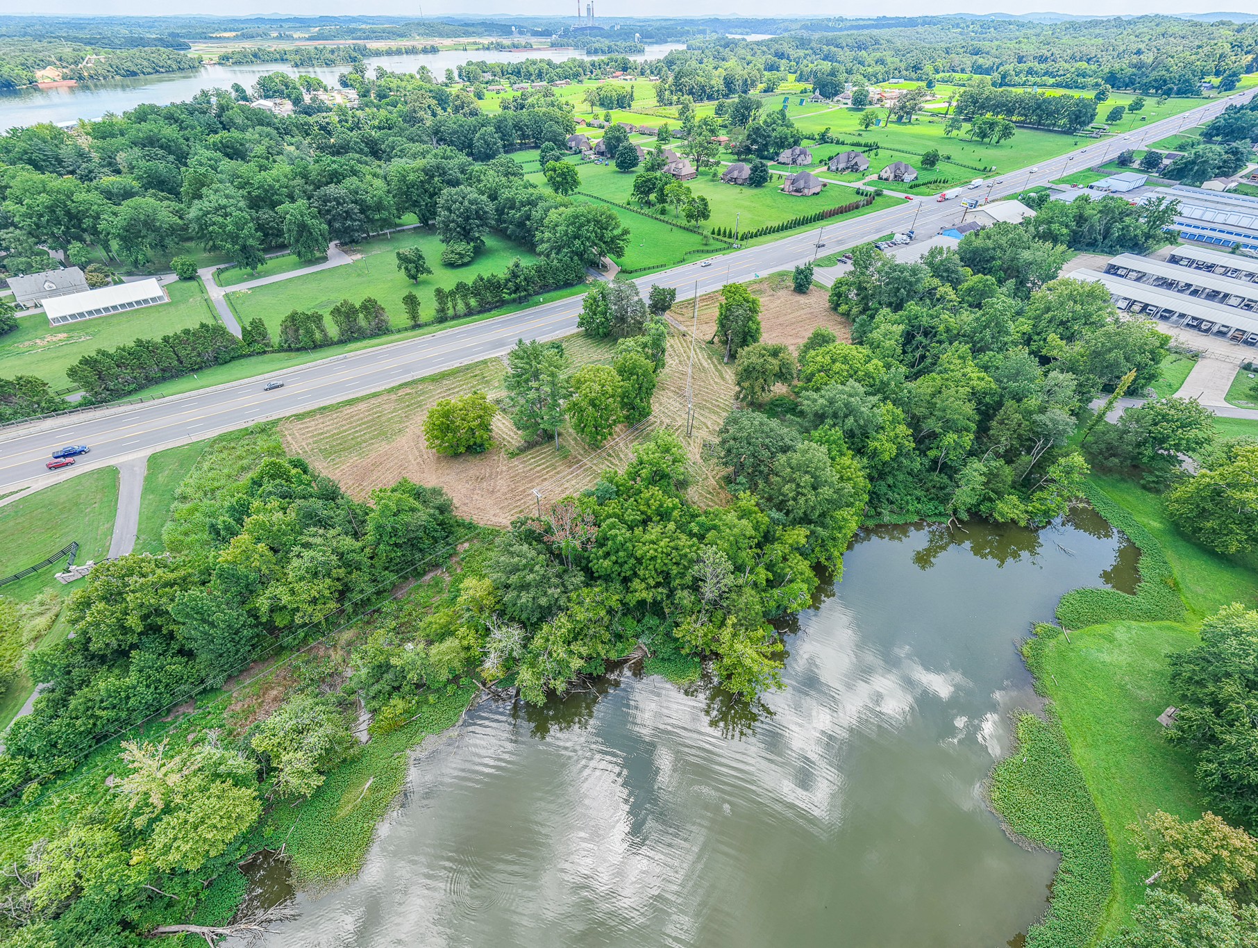 10800 Highway 109 N