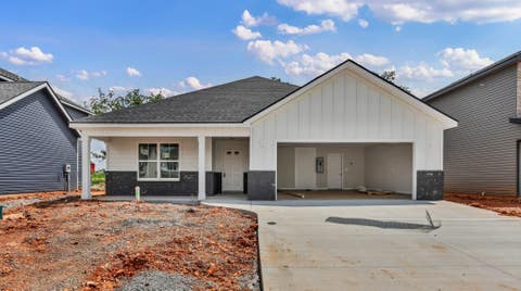 Photo of 2677 Brewster Dr, Clarksville, TN 37042 (MLS # 3244516)