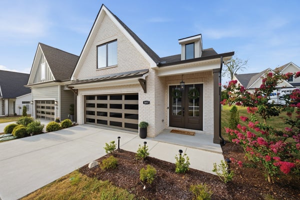 3057 WILTSHIRE PARK PL, HERMITAGE, TN 37076 - Image c2b13d3c8a291f984e277af10a3f1259/676179353