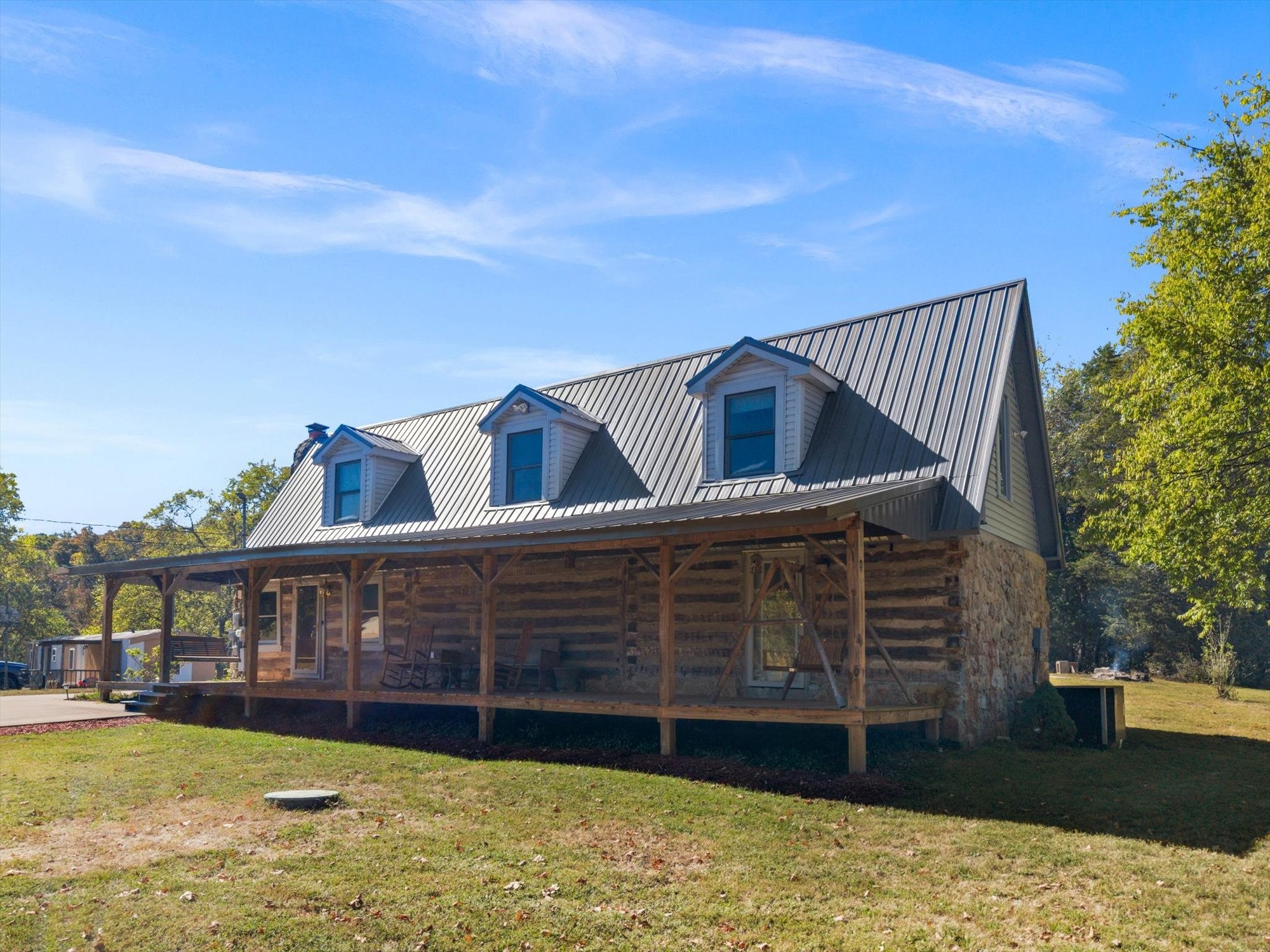 2408 Pleasant View Dr