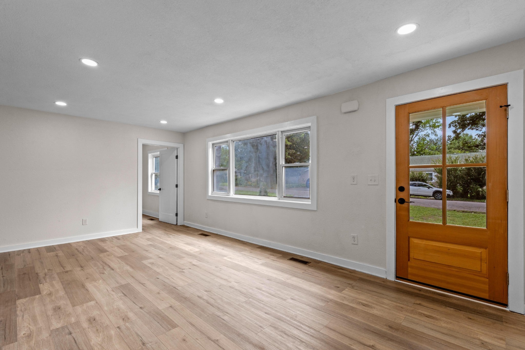5325 Meadowbrook Lane