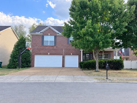 Photo of 6002 Thrush Ct, Spring Hill, TN 37174 (MLS # 3619219)