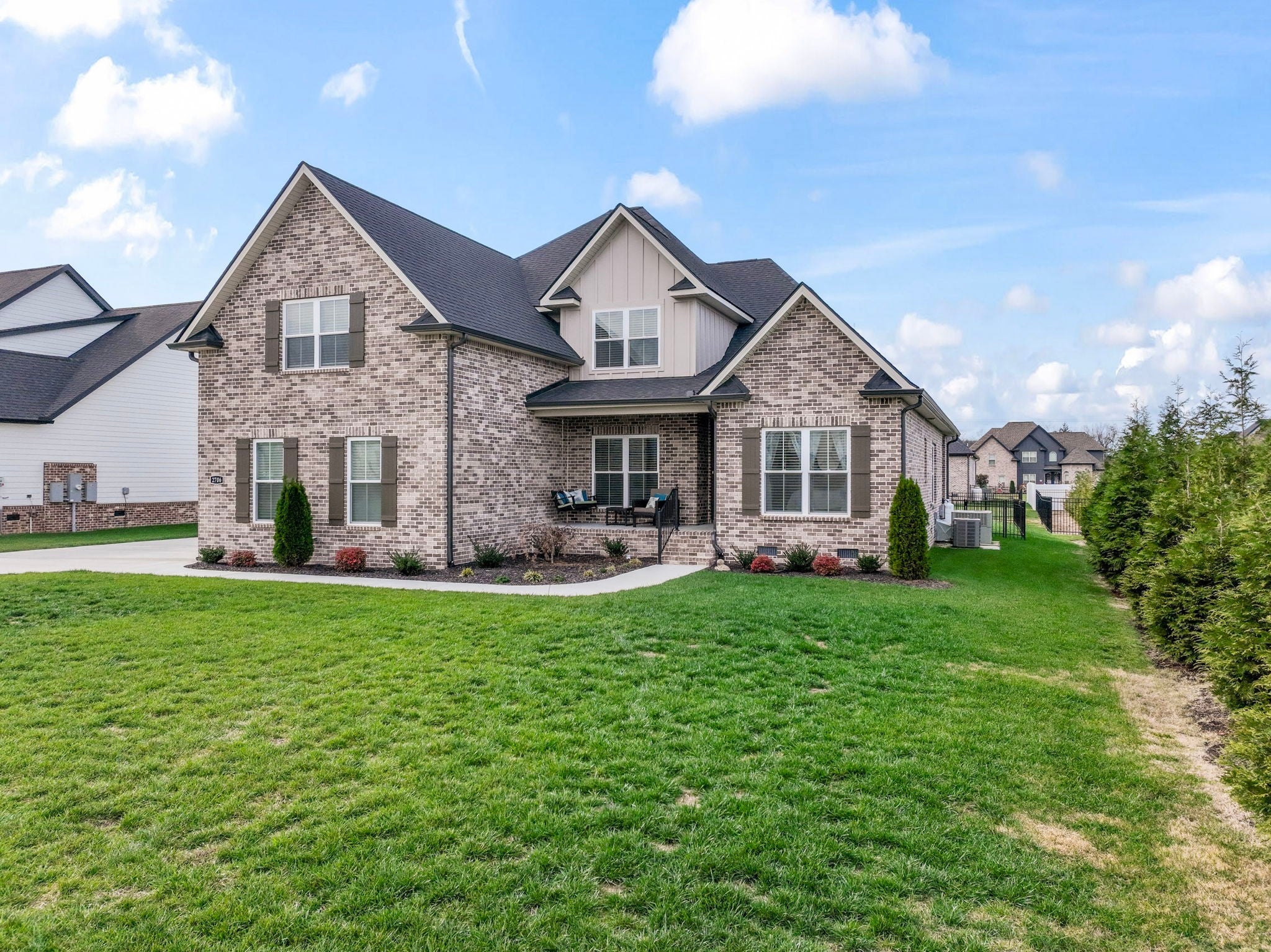 2706 Congress Dr