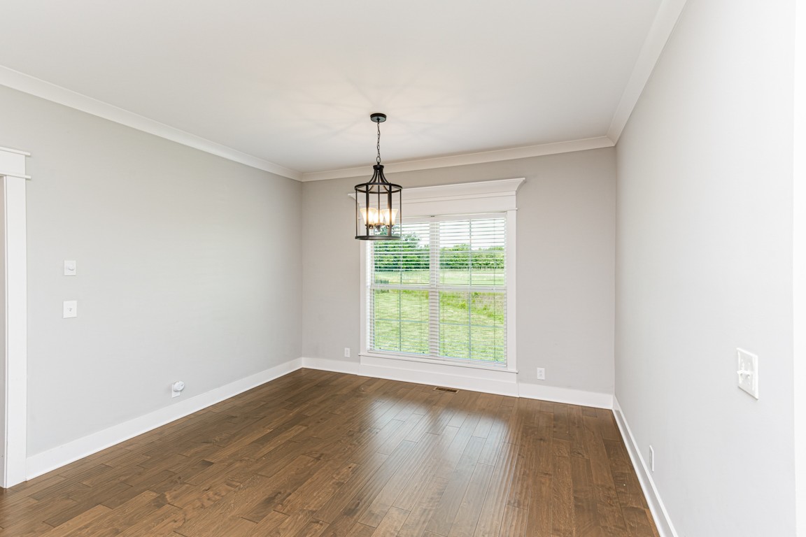 1901 Rhonda Dr