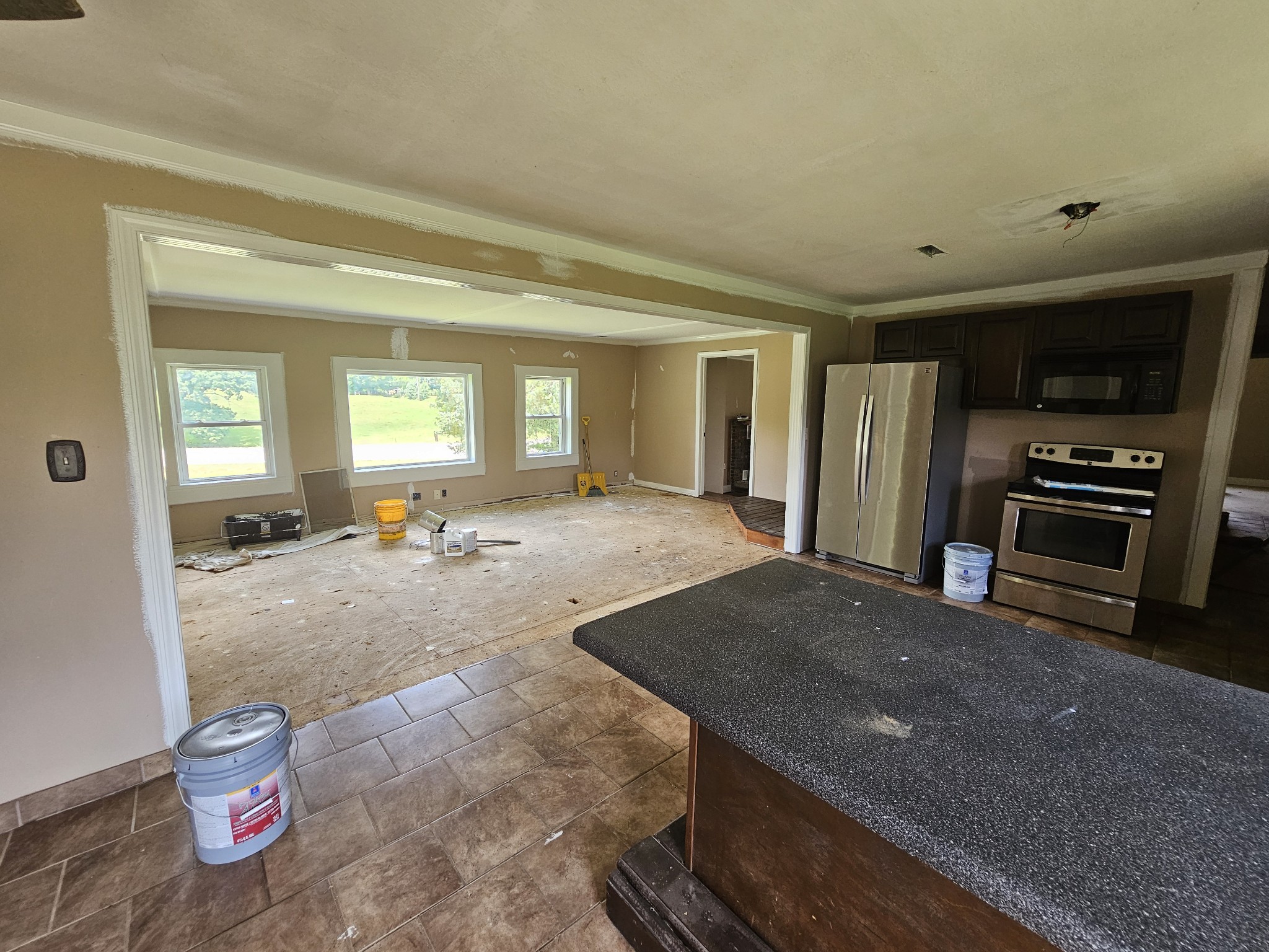 2305 Highway 46