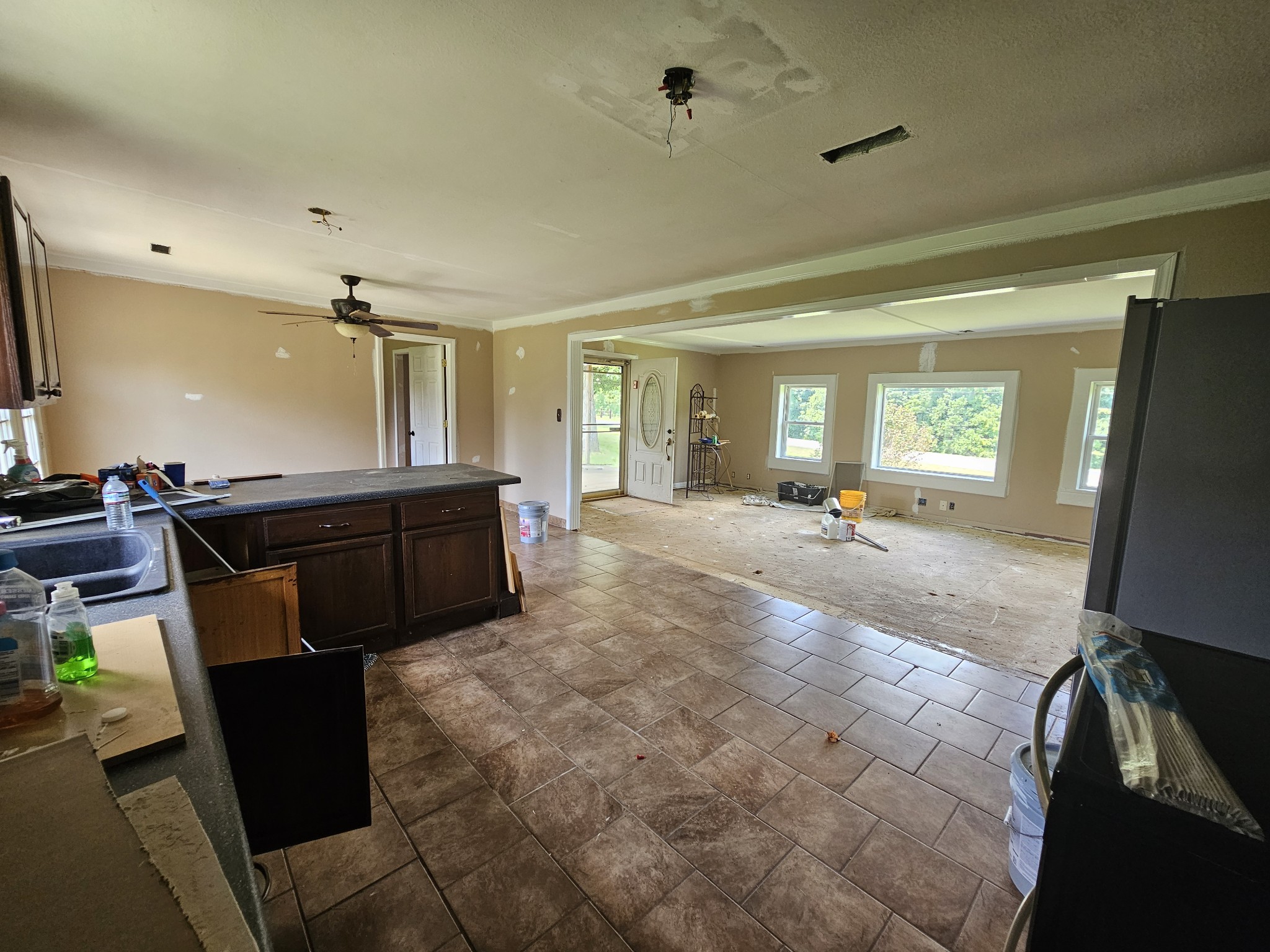 2305 Highway 46