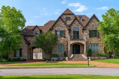 1004 Pintail Pl Hendersonville TN 37075