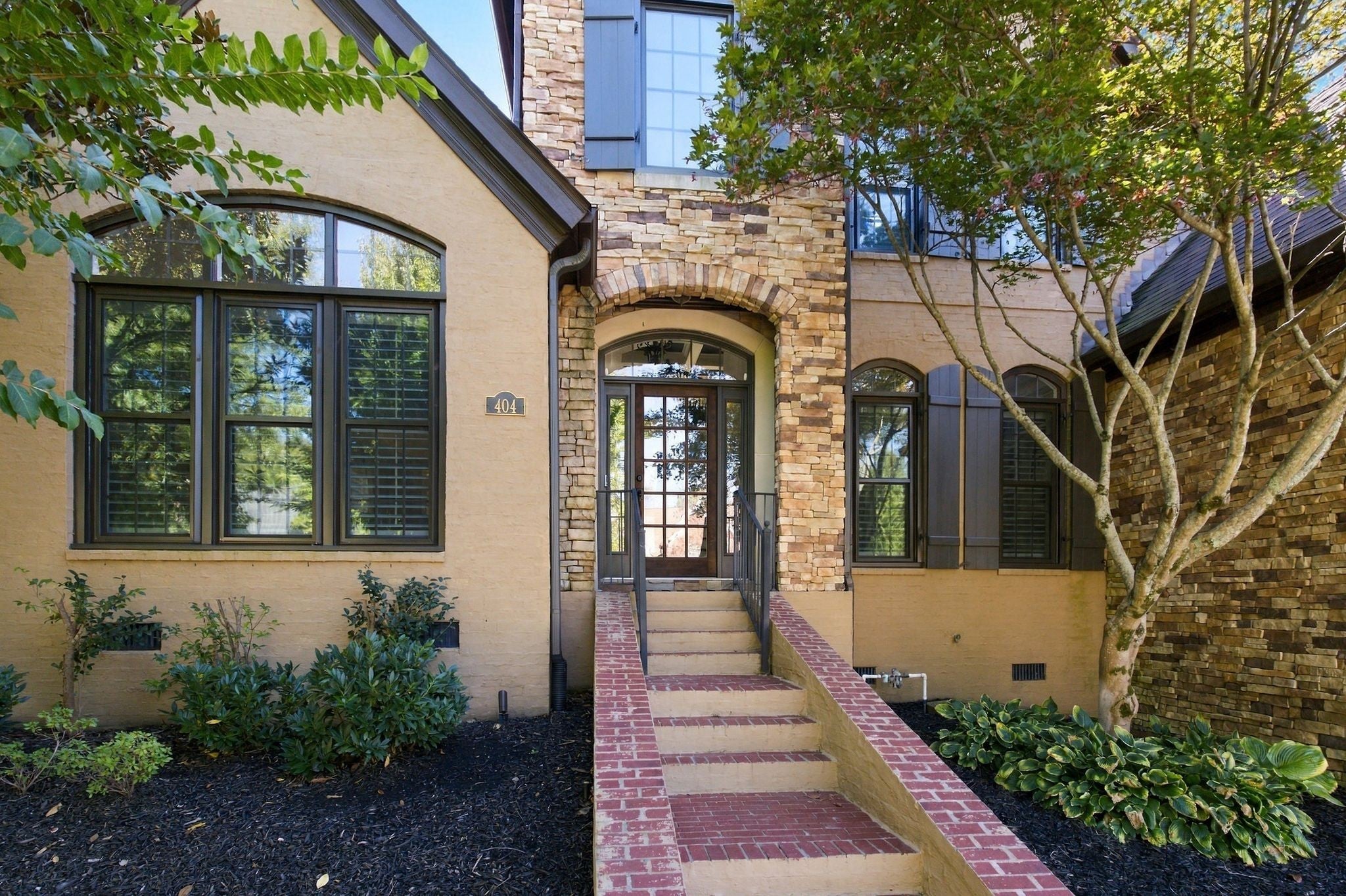 404 Beauchamp Cir