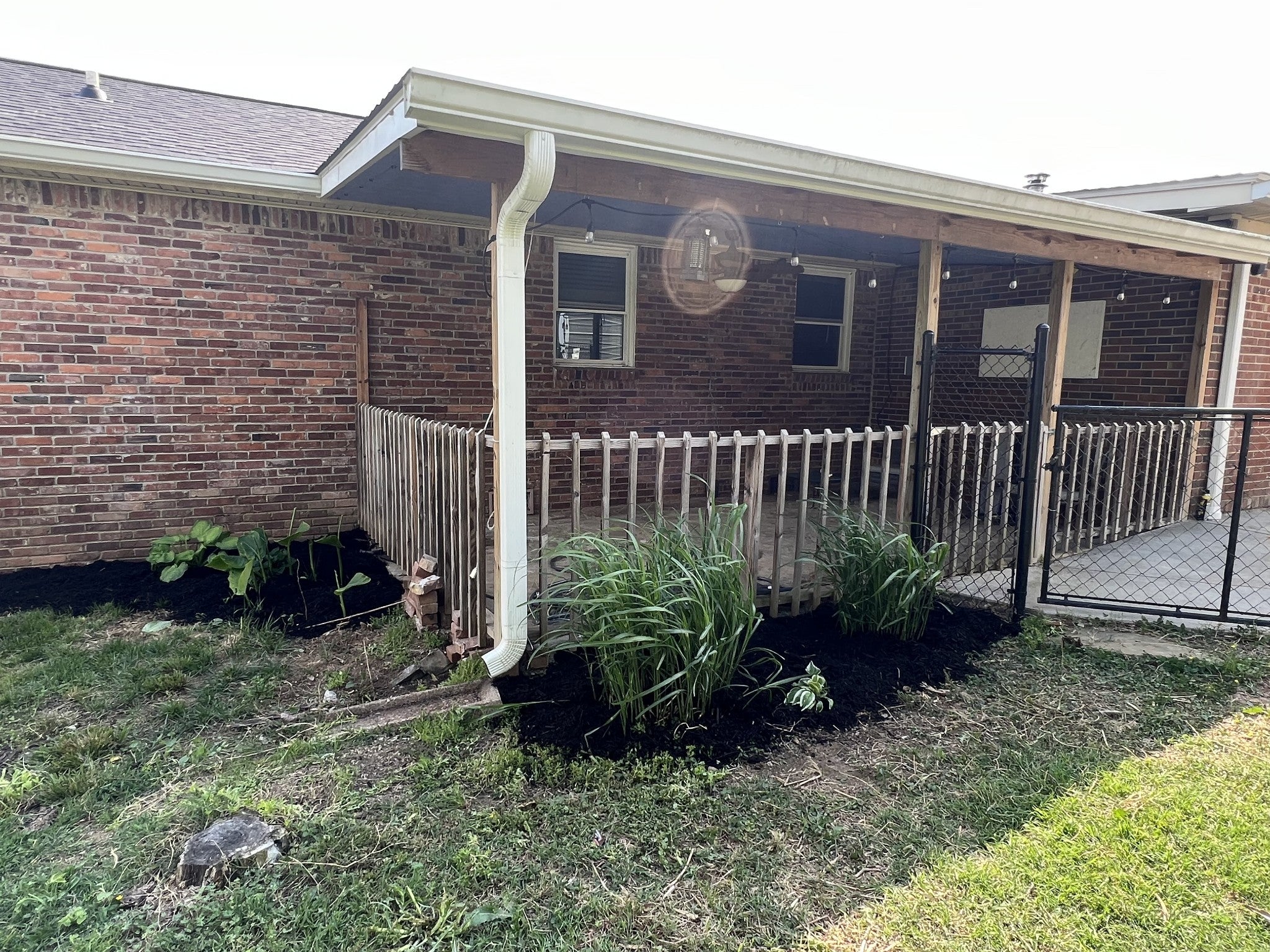 120 Lake Point Dr