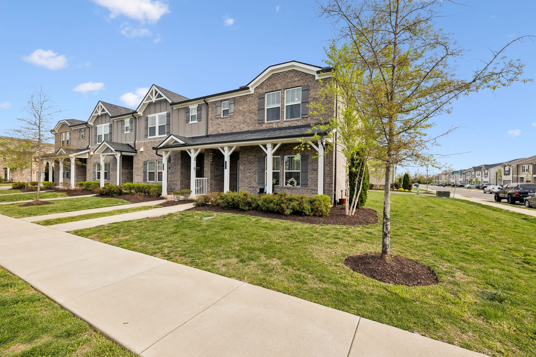 1400 Acklen Ln