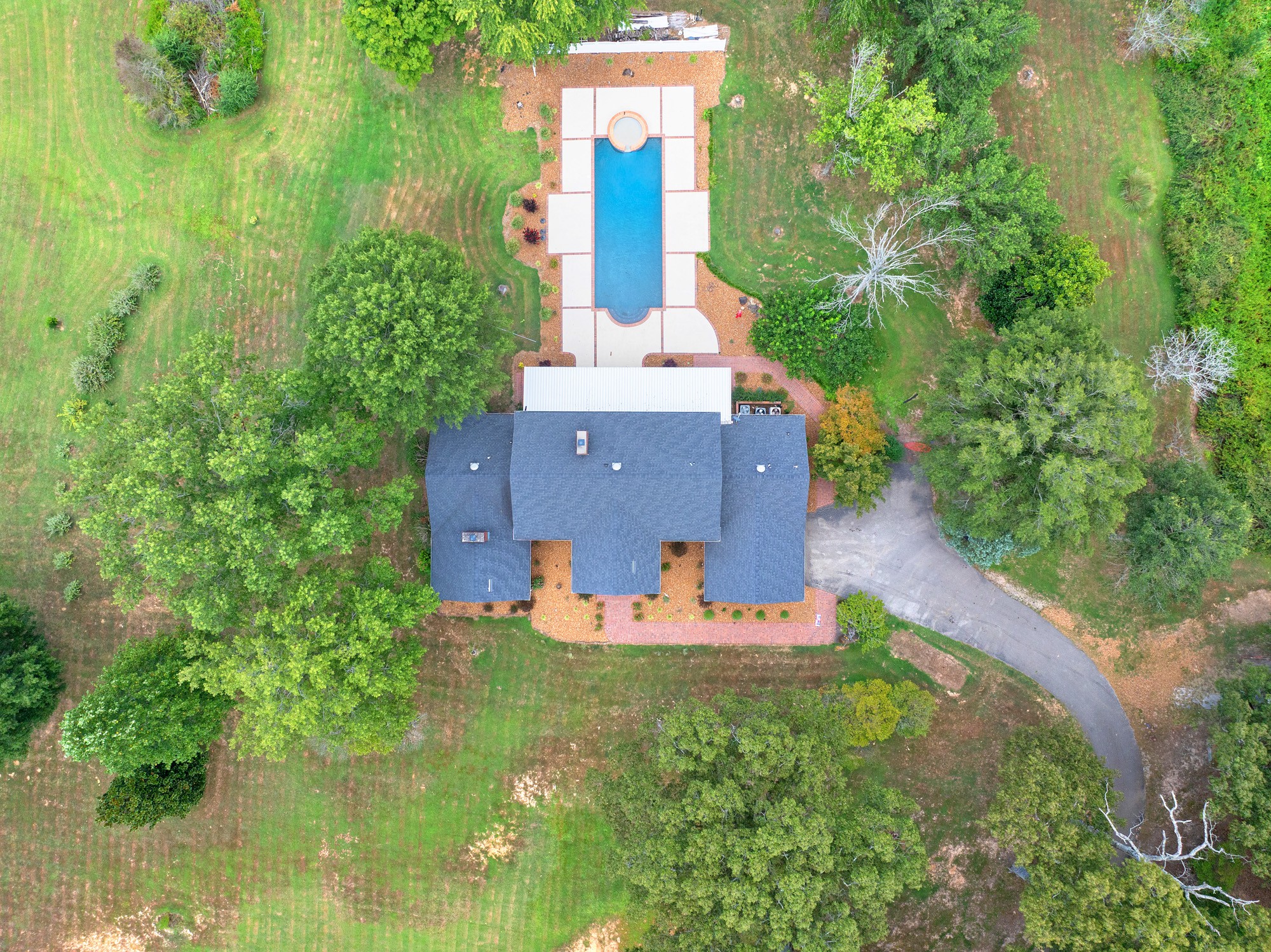 700 Dick Barry Ln
