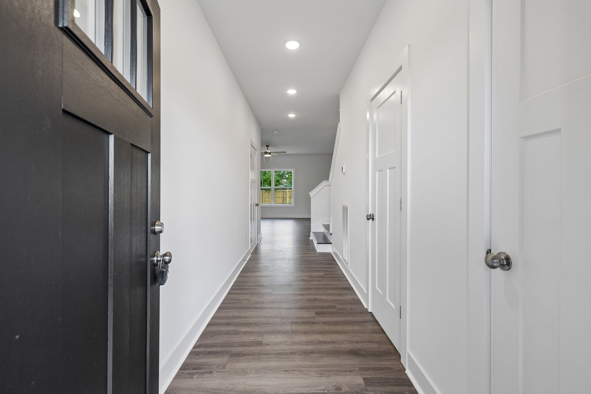 1702 Cabana Dr