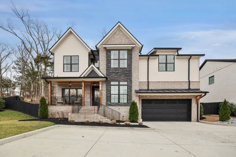 7674 Sawyer Brown Rd Nashville TN 37221