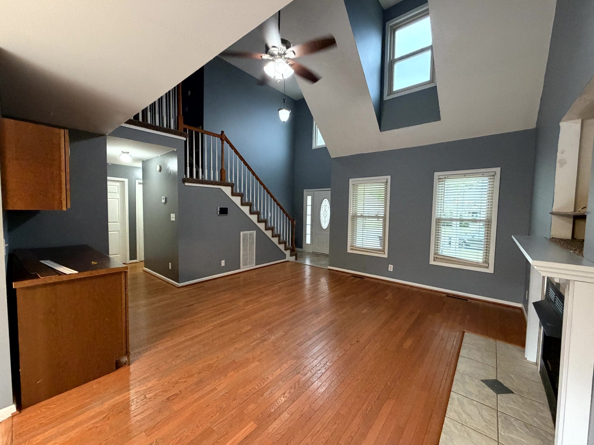 3624 Aurora Dr