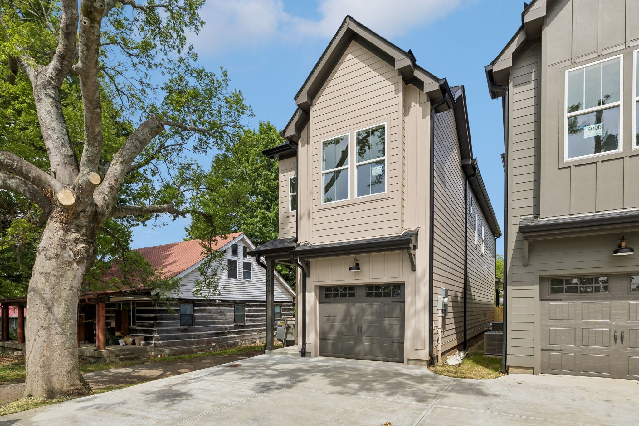 1809A Manchester Ave