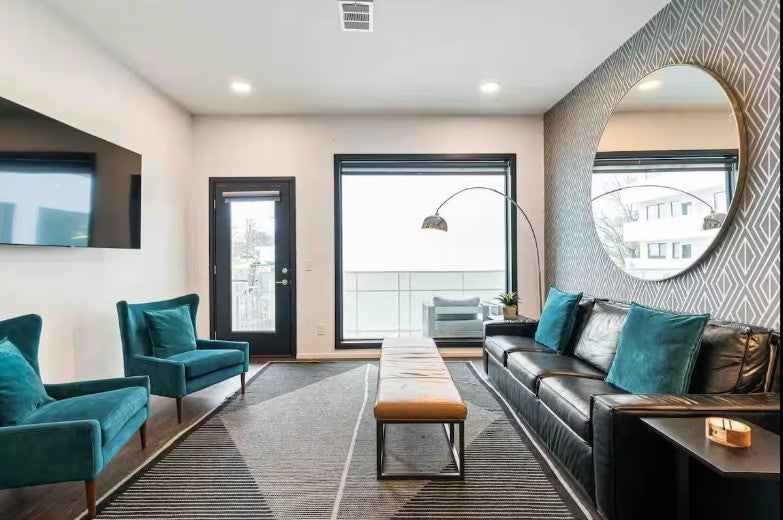 920 South Street 214