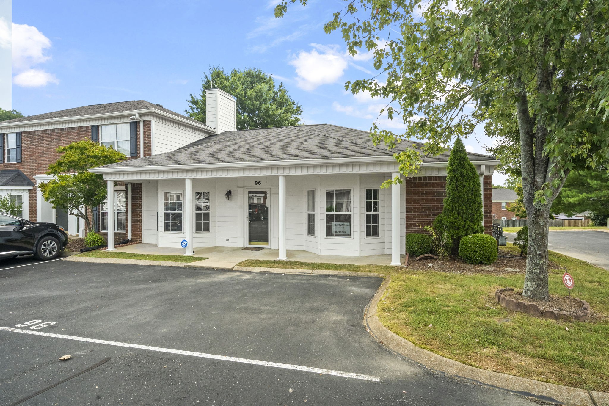 2121 Highway 12 S 96