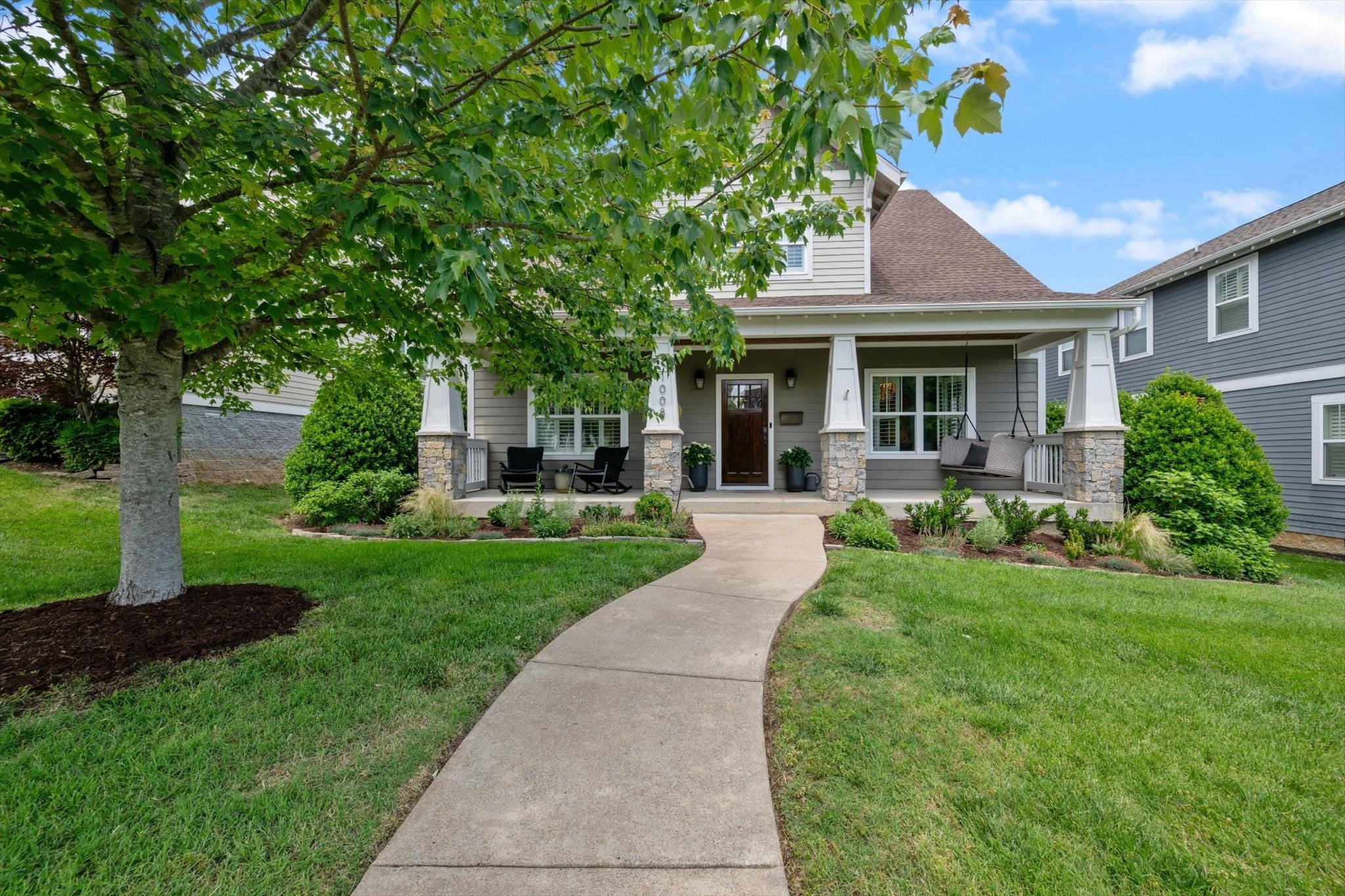 1008 Caldwell Ave